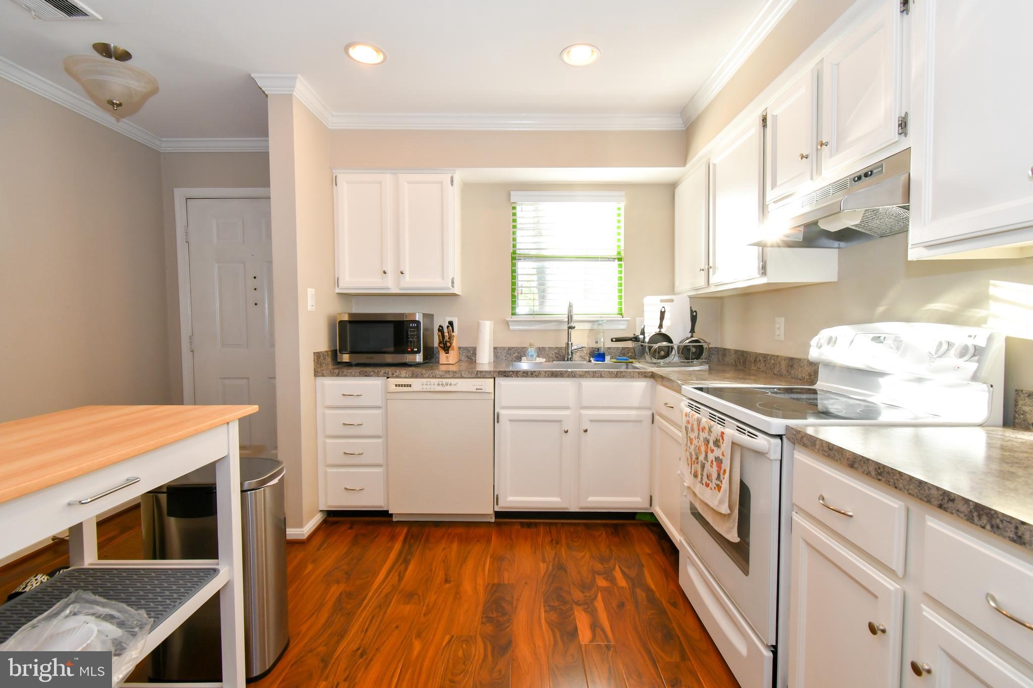 ROLLINGWOOD - Residential