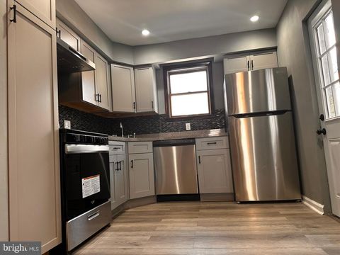 Townhouse For Sale - 411 Millbank Road<br/> UPPER DARBY, PA 19082