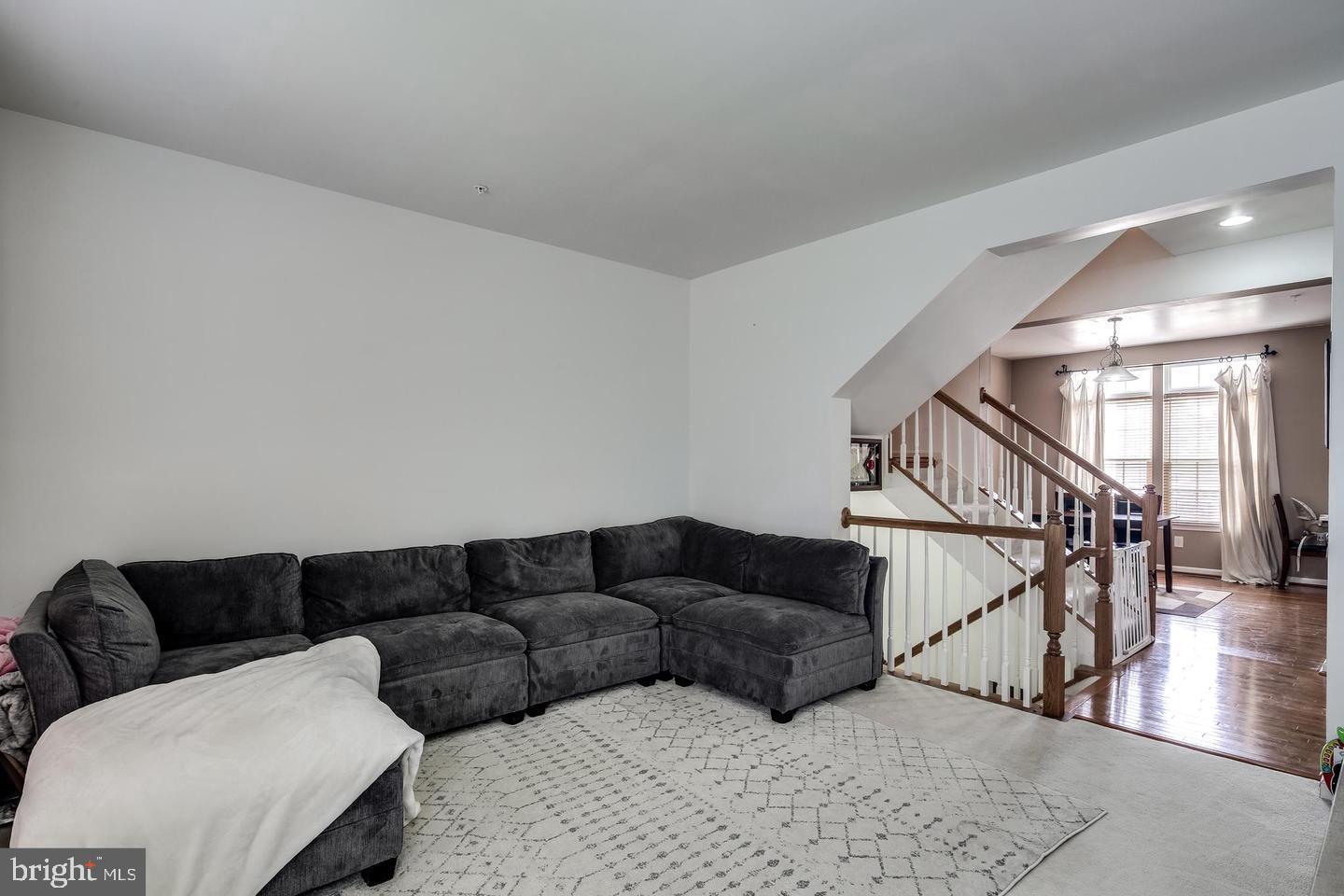 VILLAGES OF DORCHESTER - Residential Lease