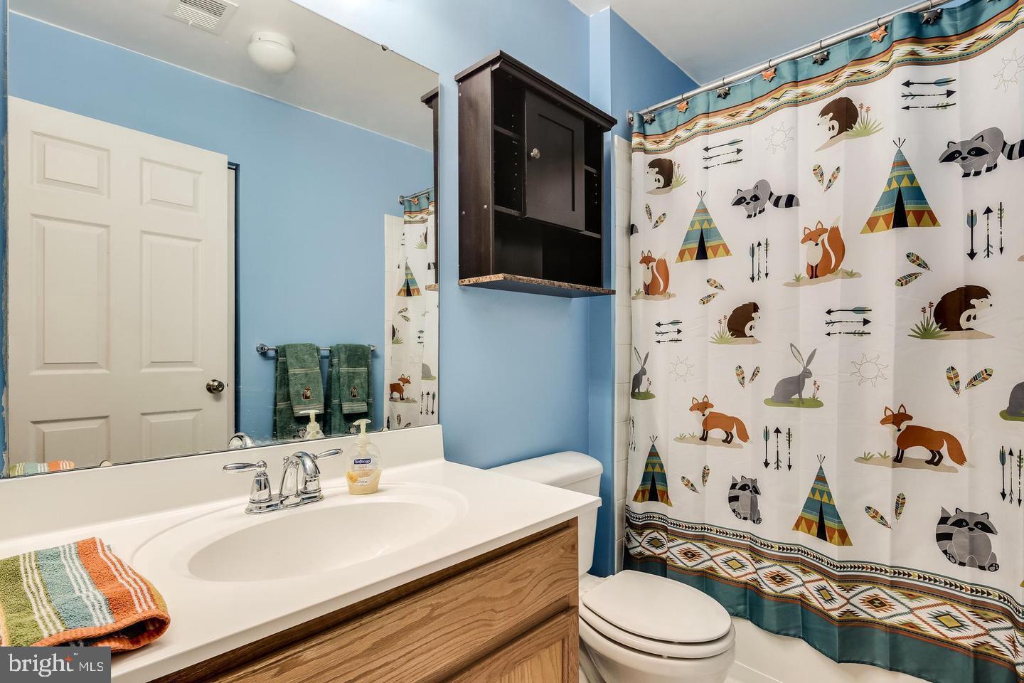 VILLAGES OF DORCHESTER - Residential Lease