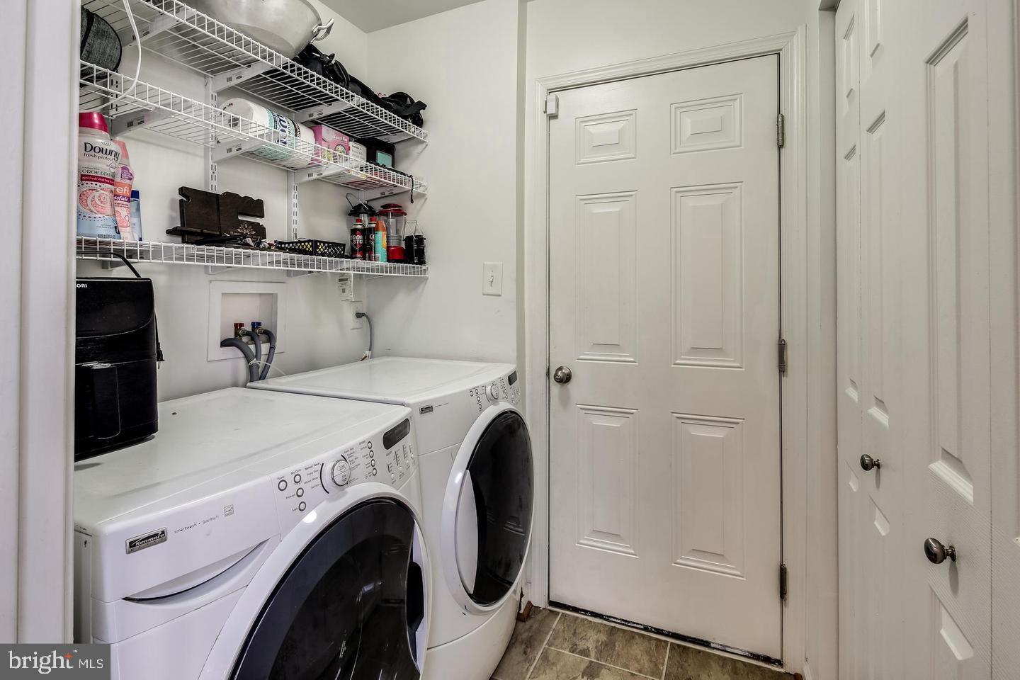 VILLAGES OF DORCHESTER - Residential Lease