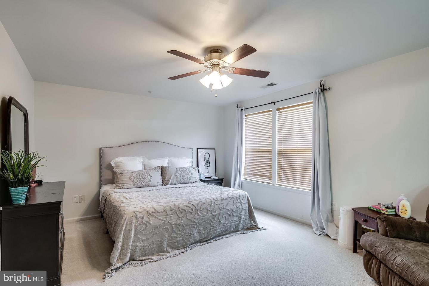 VILLAGES OF DORCHESTER - Residential Lease