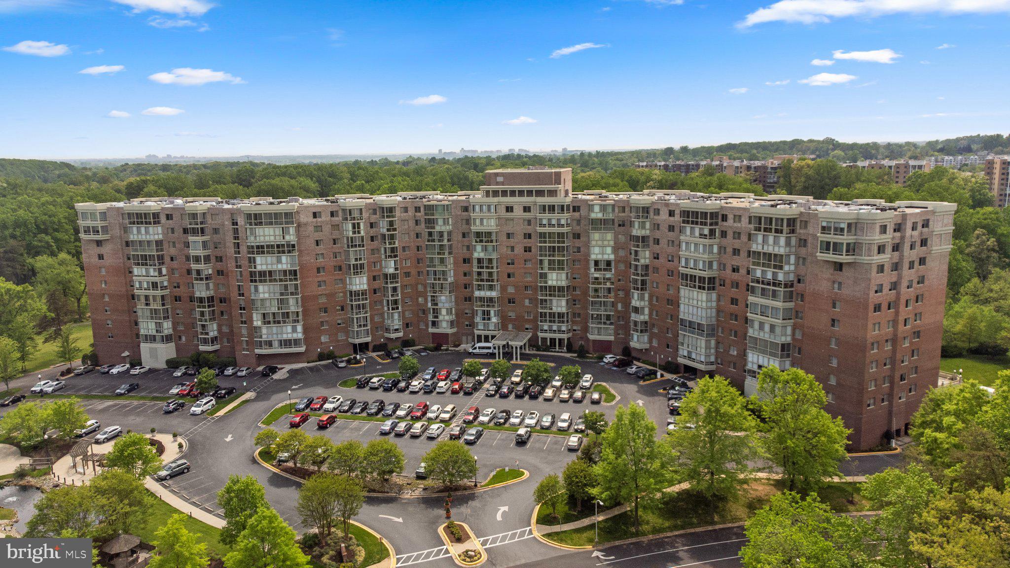 OVERLOOK AT LEISURE WORLD - Residential