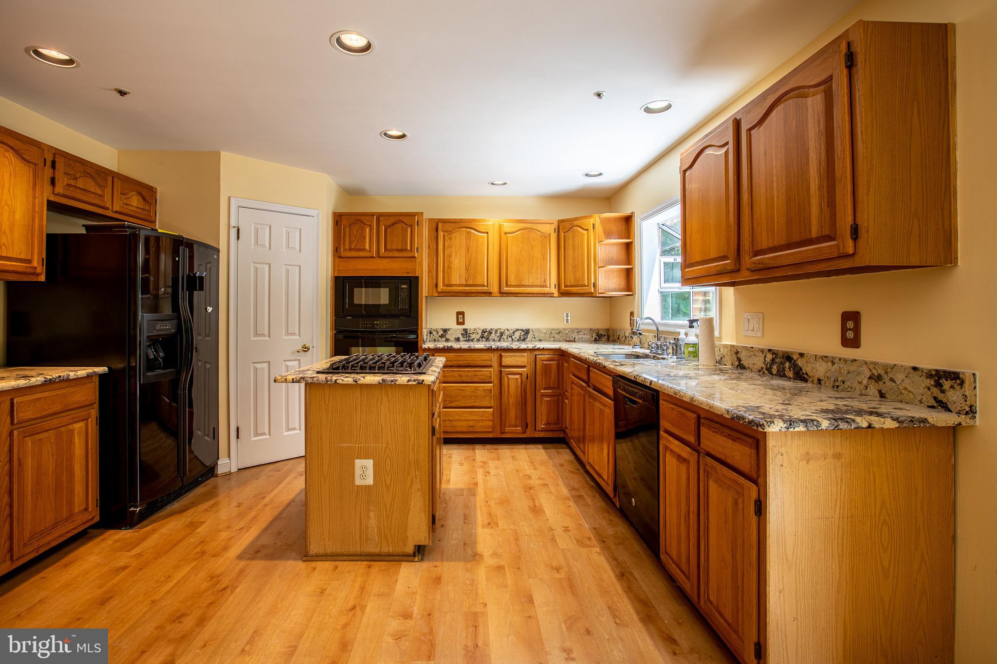 GAITHERSBURG - Residential Lease