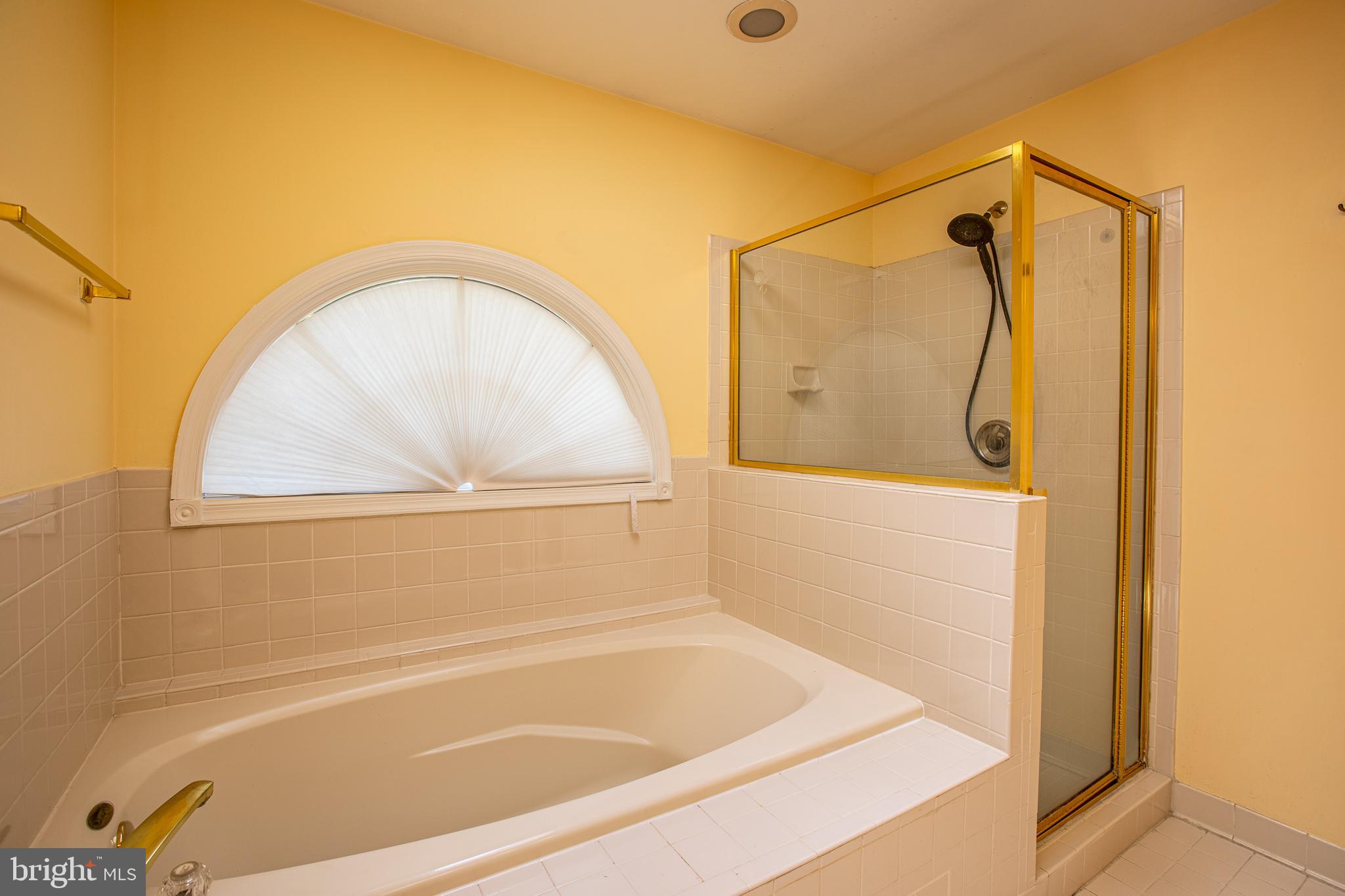 GAITHERSBURG - Residential Lease