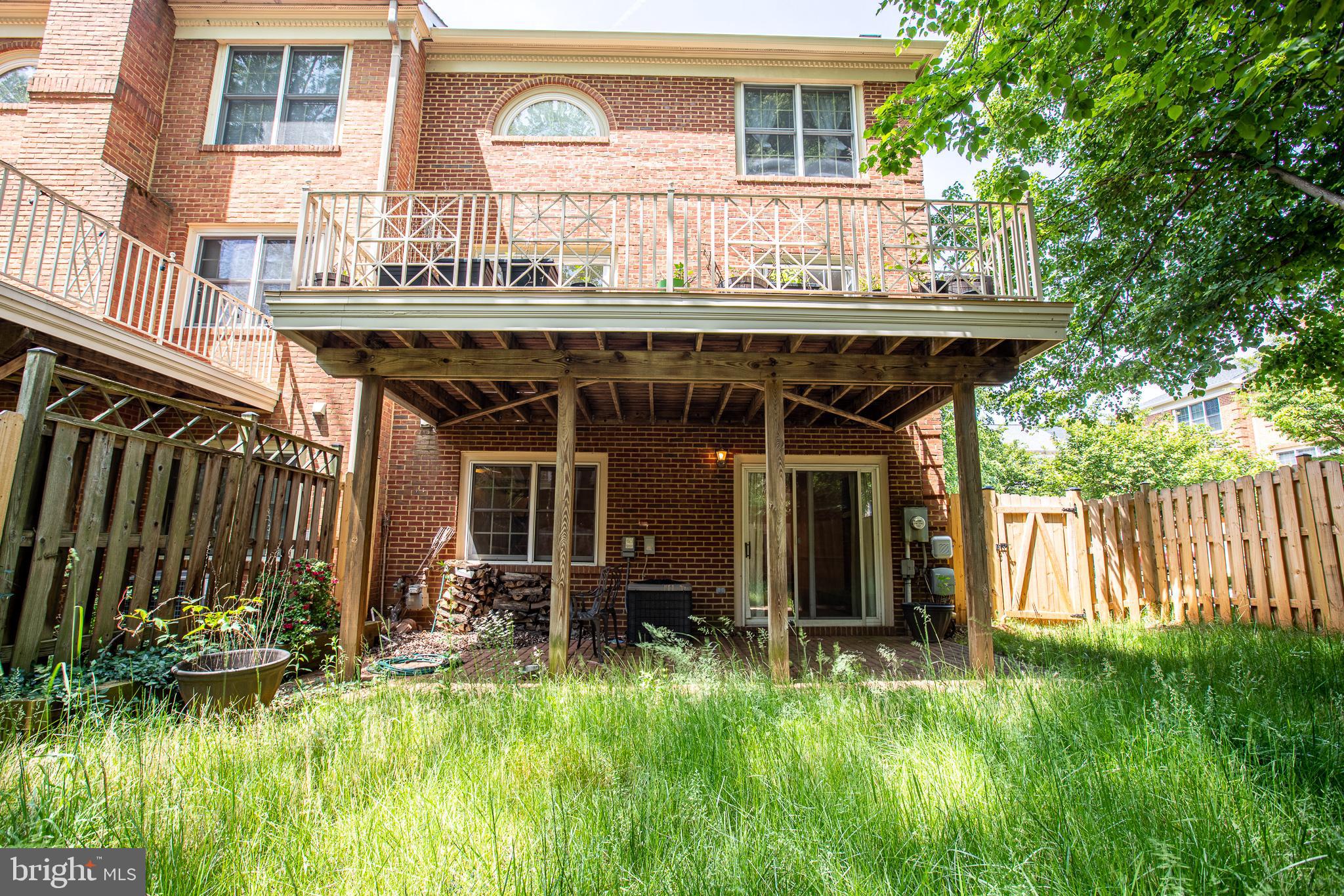 GAITHERSBURG - Residential Lease