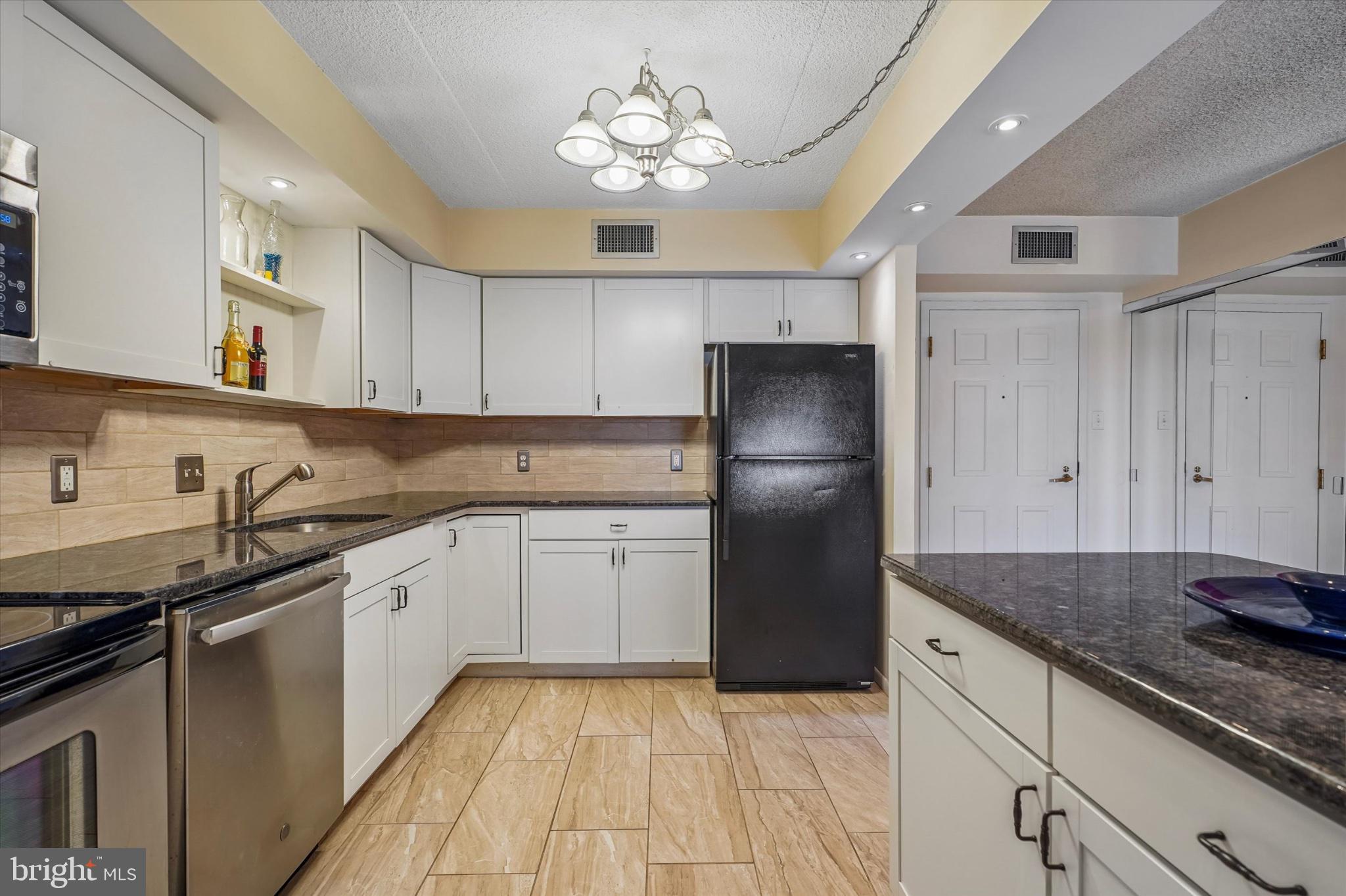 10502 VALLEY FORGE CIRCLE 502