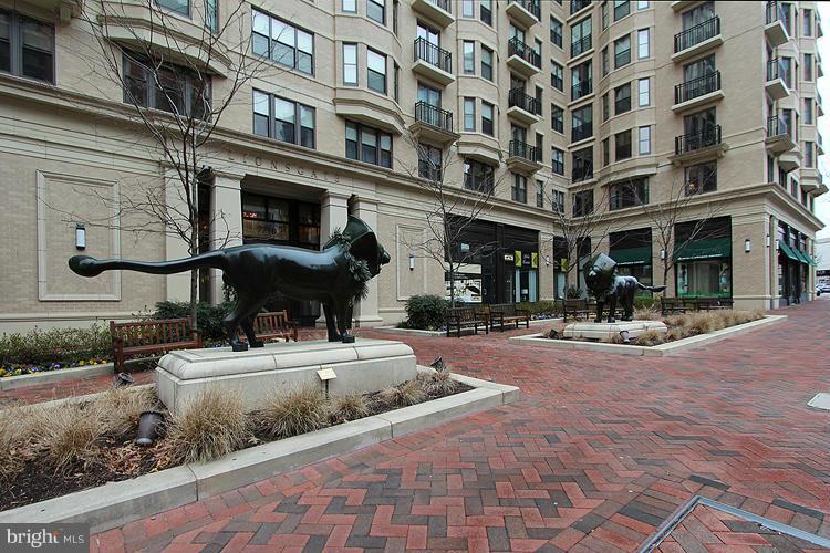 LIONSGATE - Residential Lease