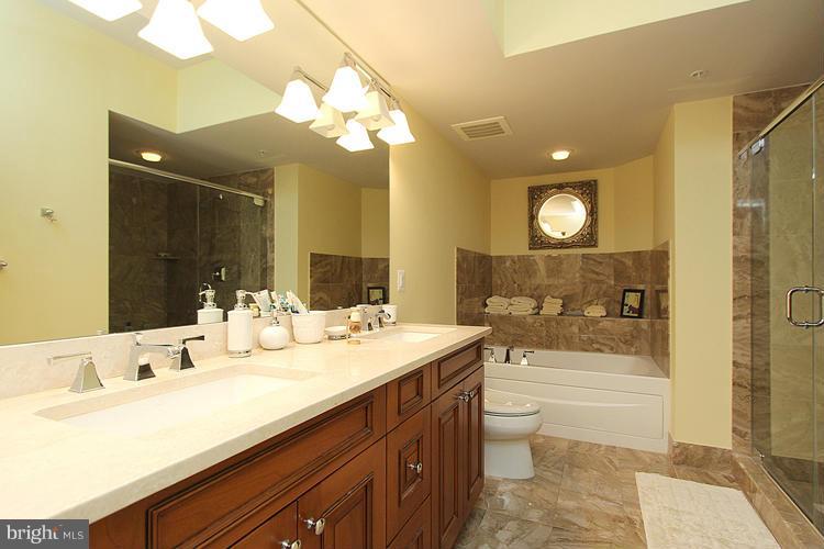 LIONSGATE - Residential Lease