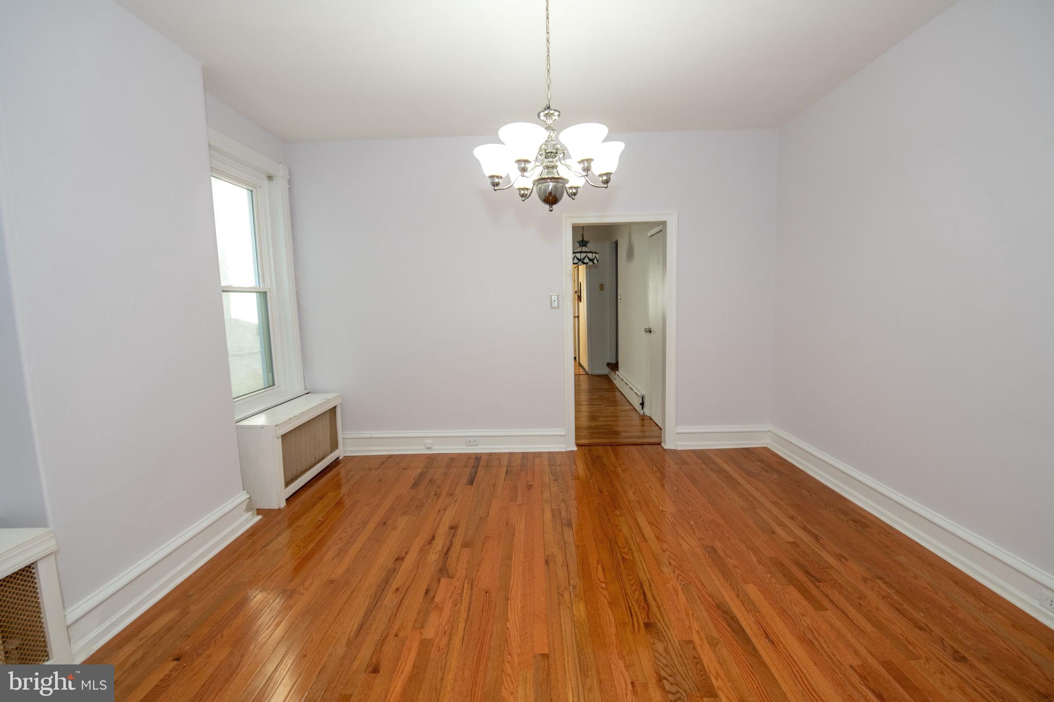 ROXBOROUGH - Residential