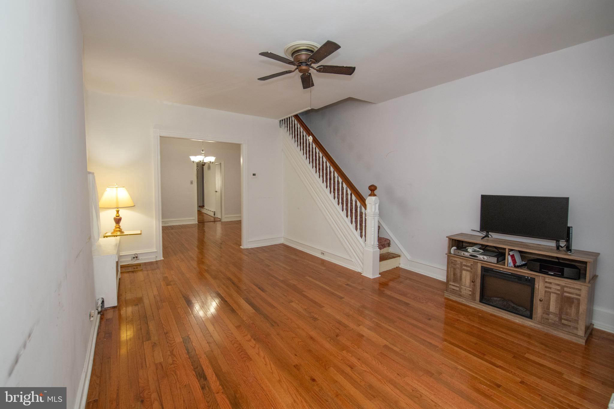 ROXBOROUGH - Residential