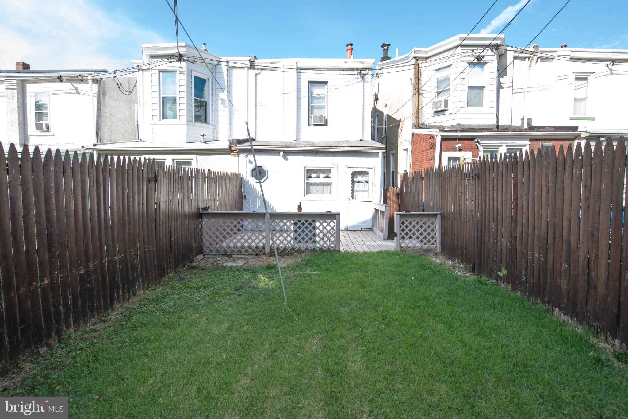 ROXBOROUGH - Residential