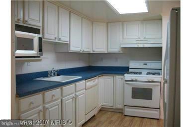 VILLAGE OF HARPERS CHOICE - Residential