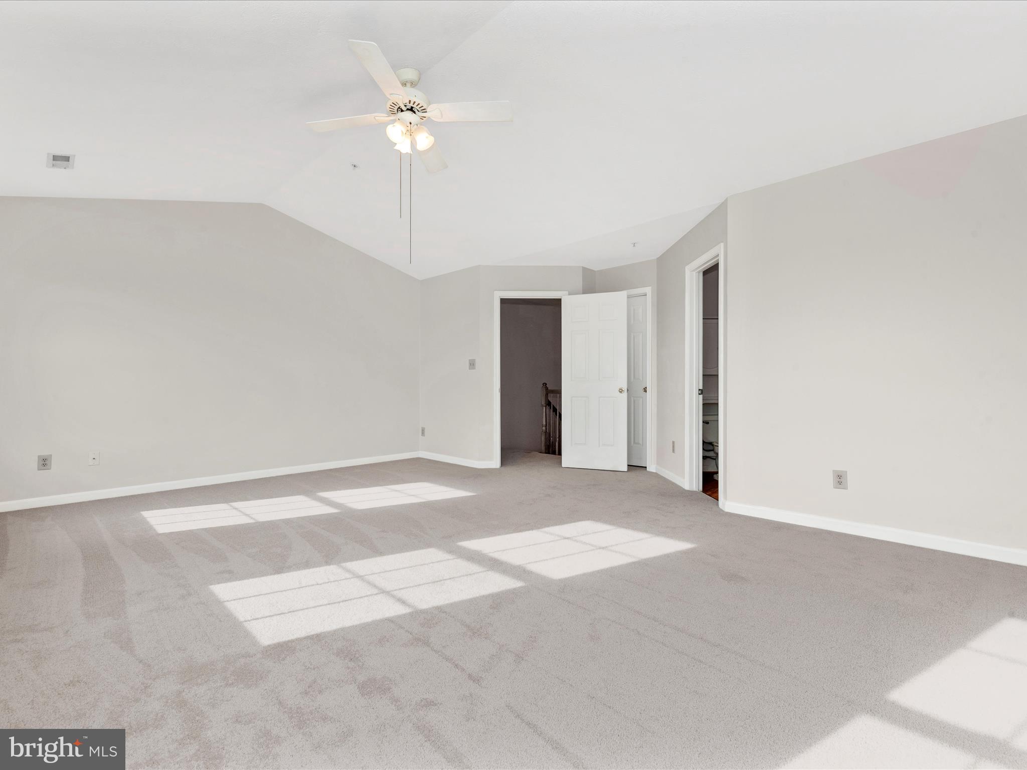 AVINGTON PARK - Residential