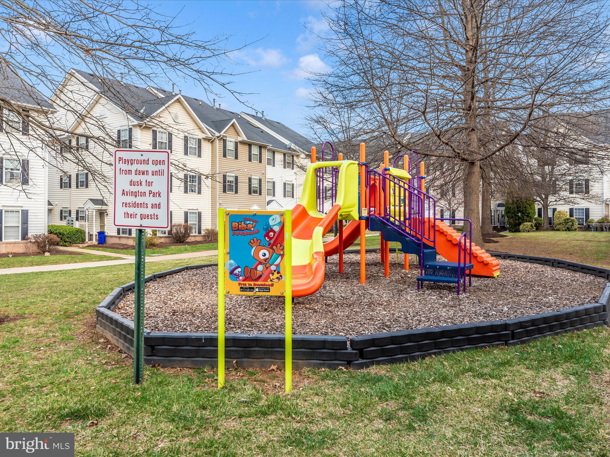 AVINGTON PARK - Residential