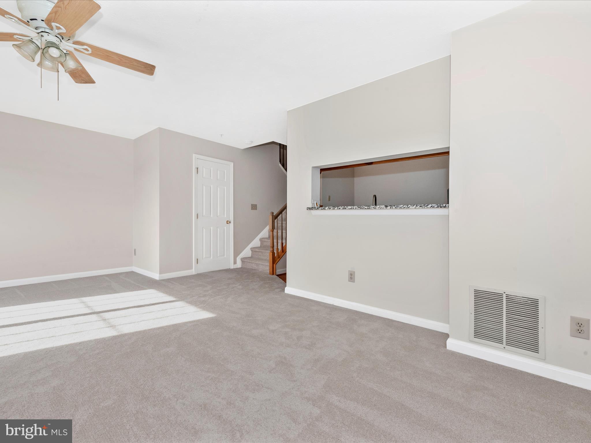 AVINGTON PARK - Residential