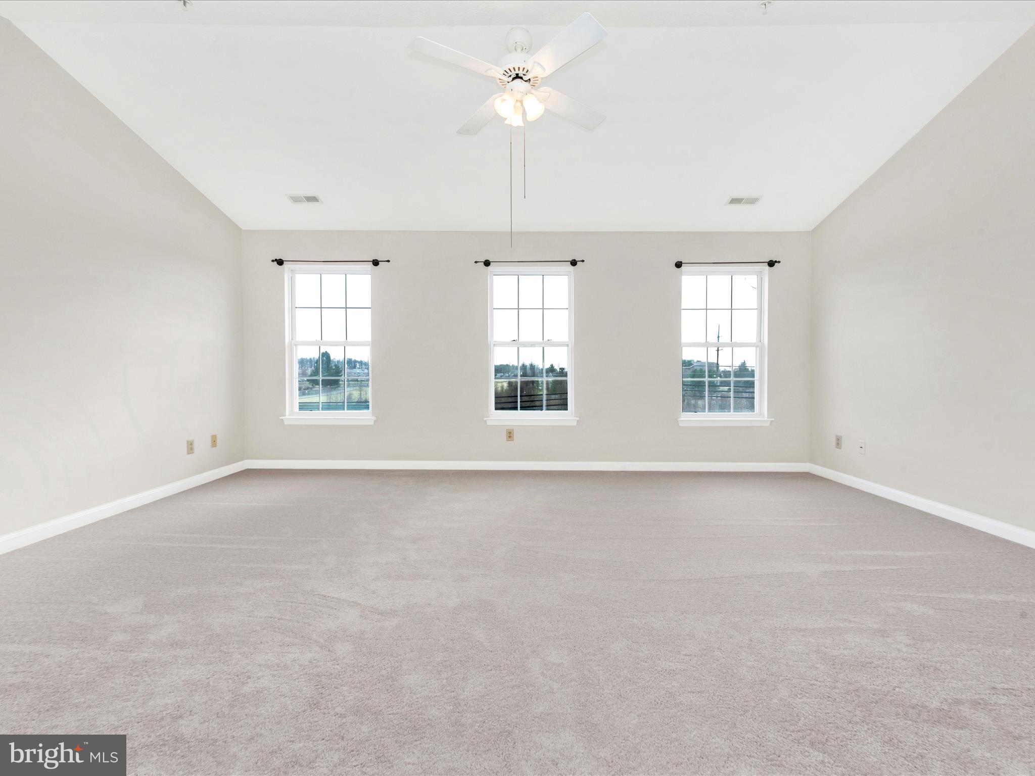 AVINGTON PARK - Residential