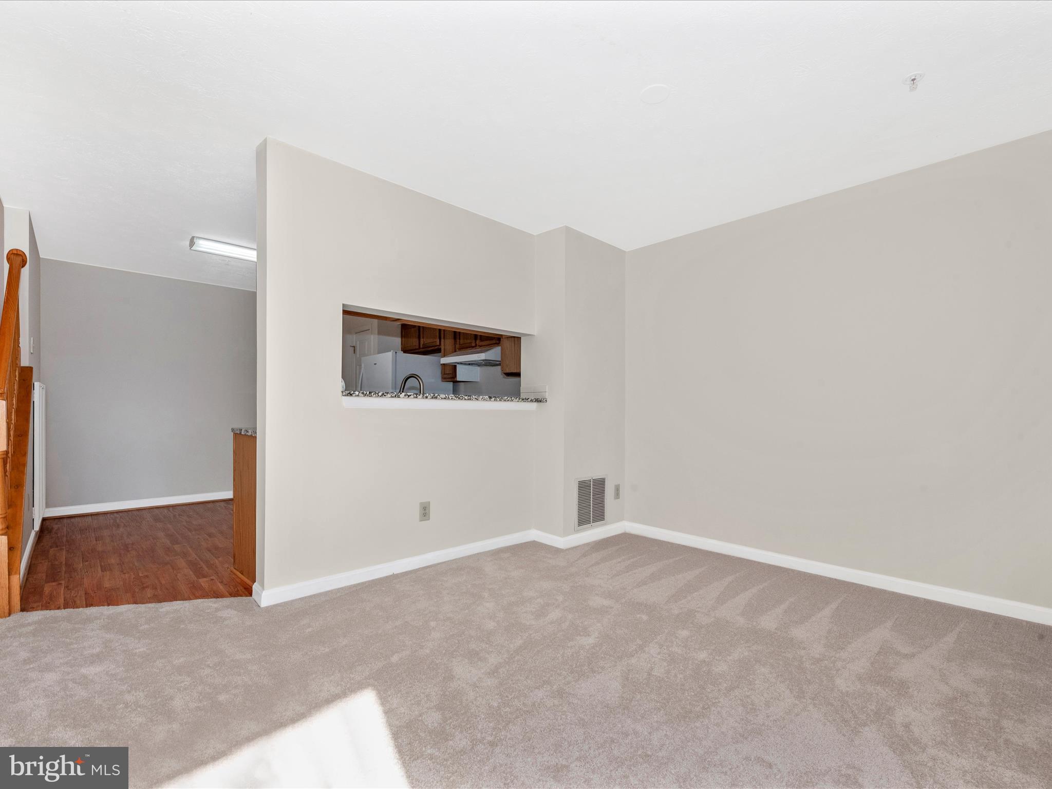 AVINGTON PARK - Residential