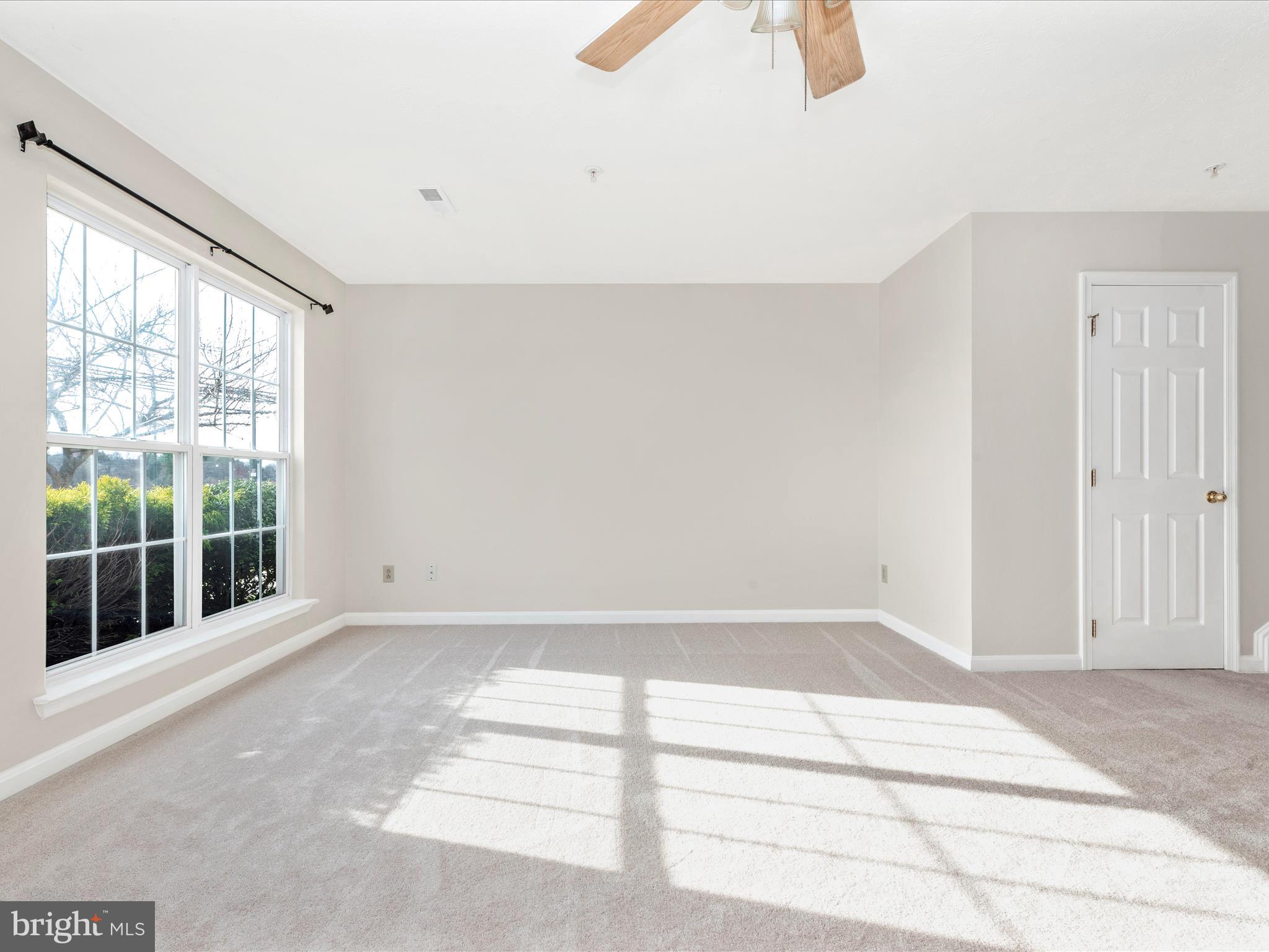 AVINGTON PARK - Residential