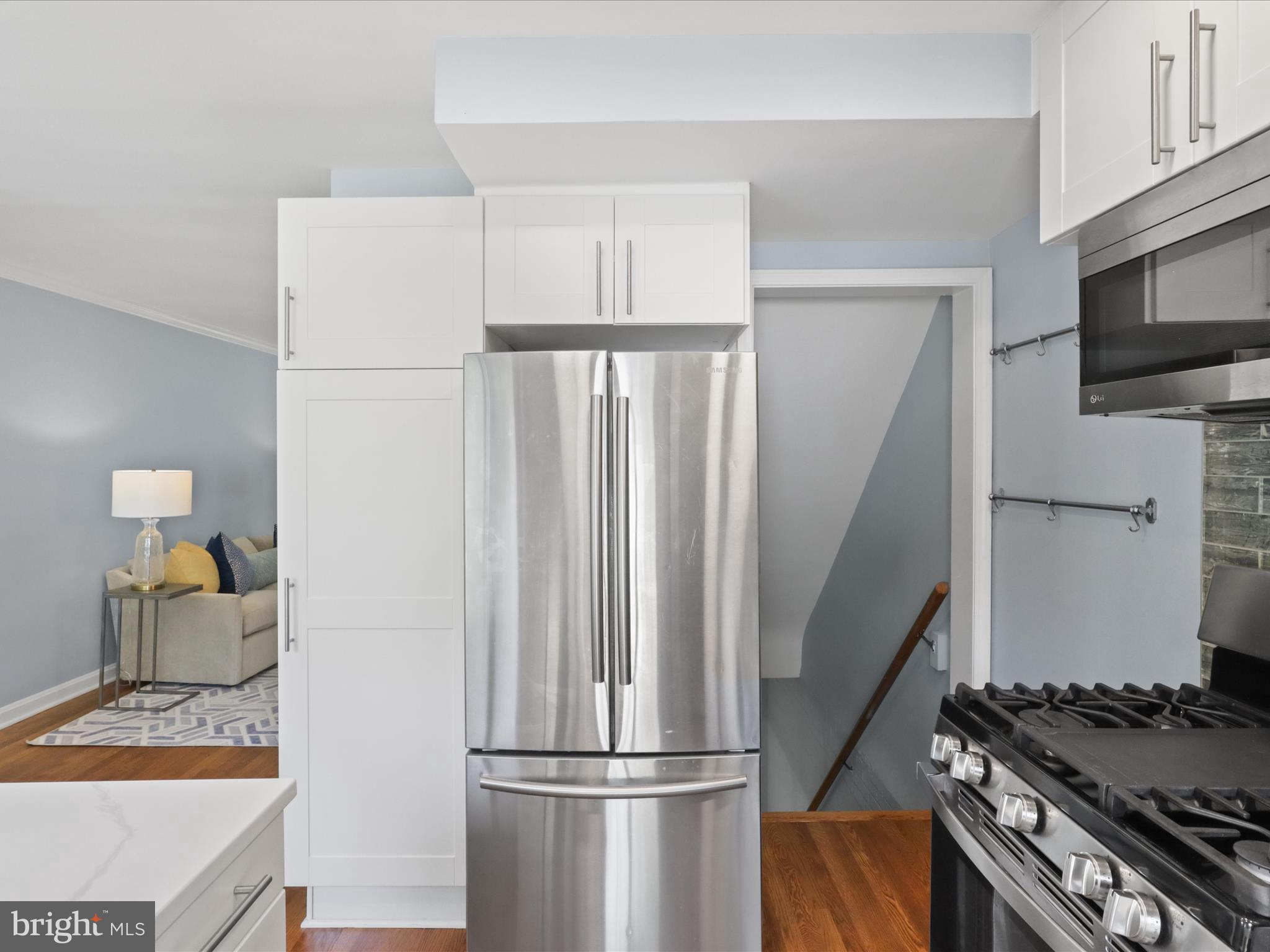 CLIFF GARDENS - Residential