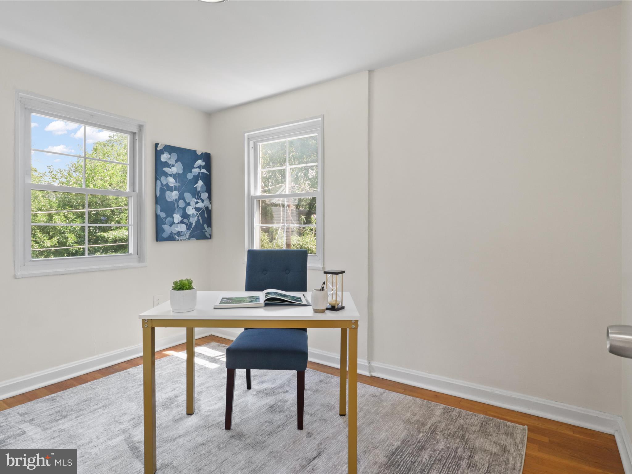 CLIFF GARDENS - Residential