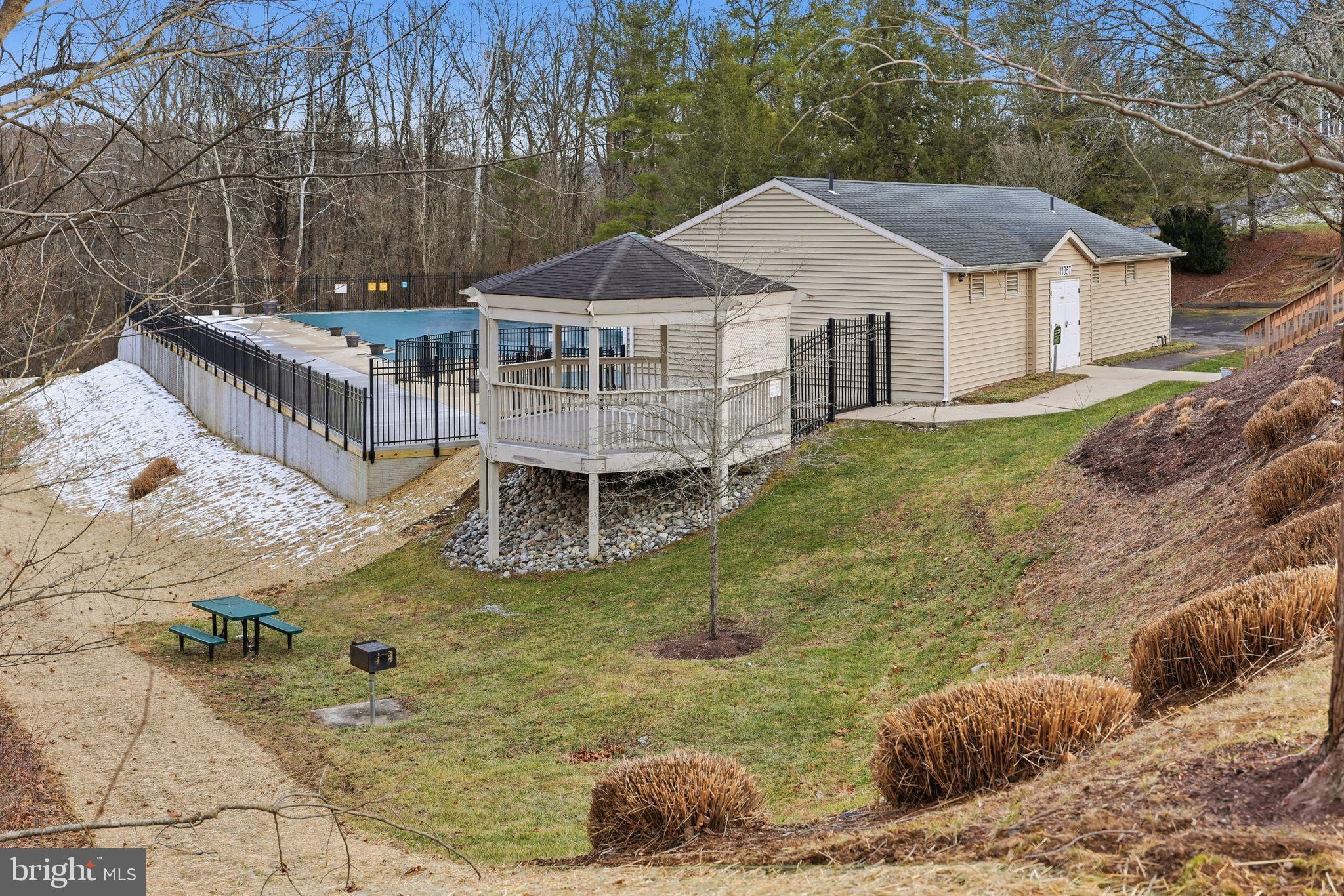 WESTWINDS - Residential