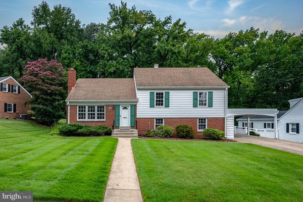 1308 WAKE FOREST DR, ALEXANDRIA, VA 22307 - Image 31aa81b99d913e6a08ce3e6fbcc0c837/2188236341
