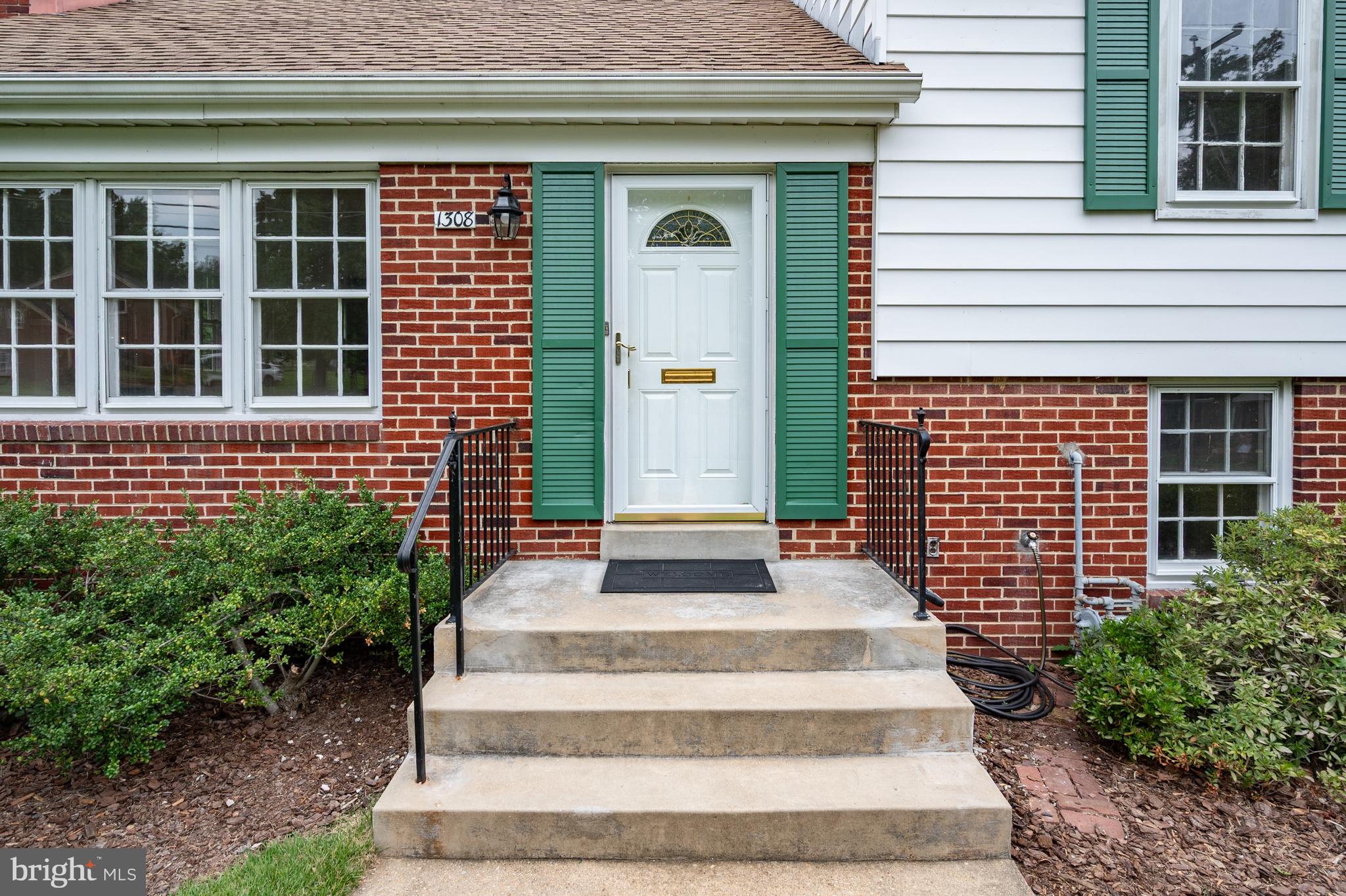1308 WAKE FOREST DRIVE