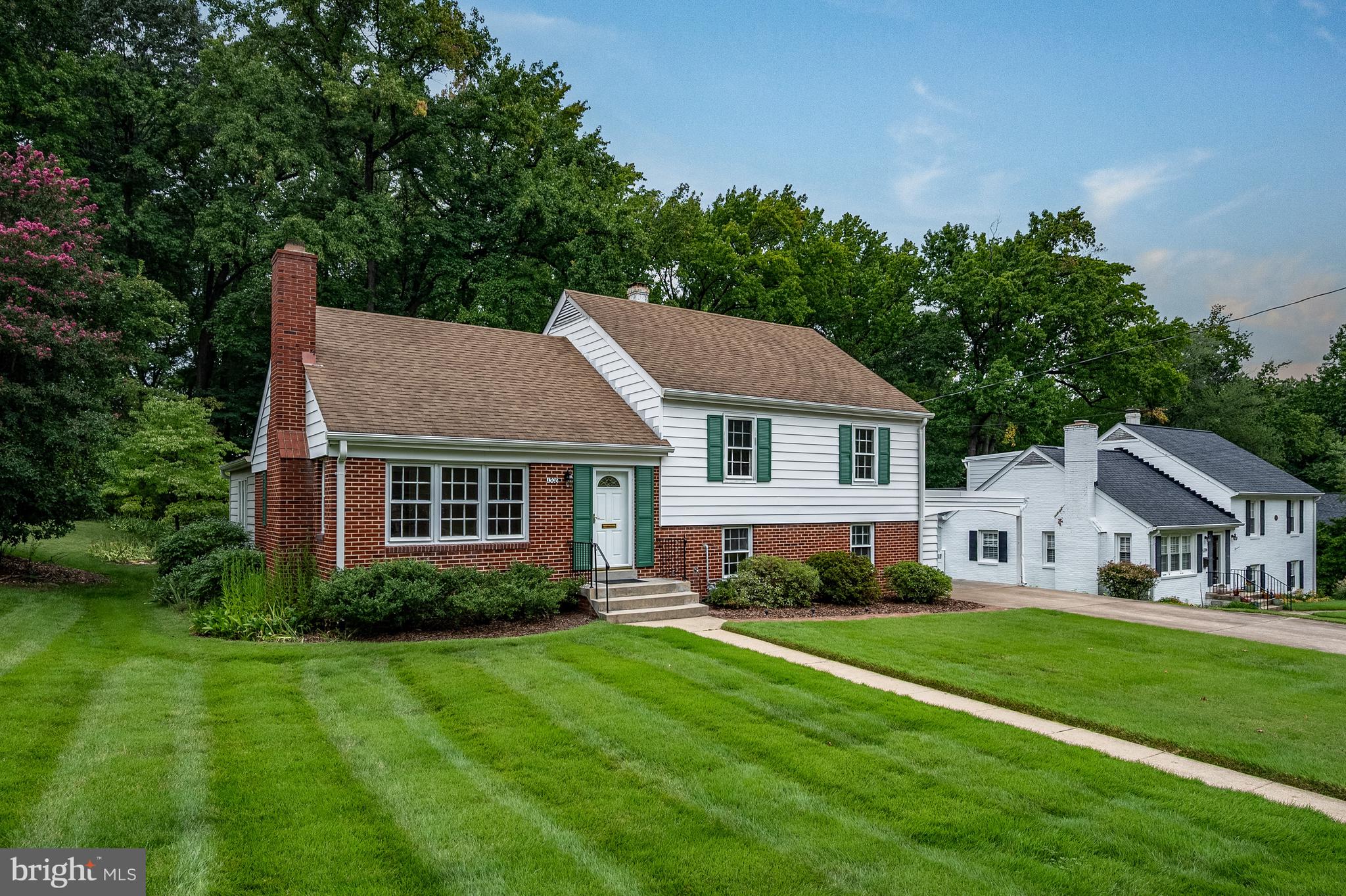 1308 WAKE FOREST DRIVE