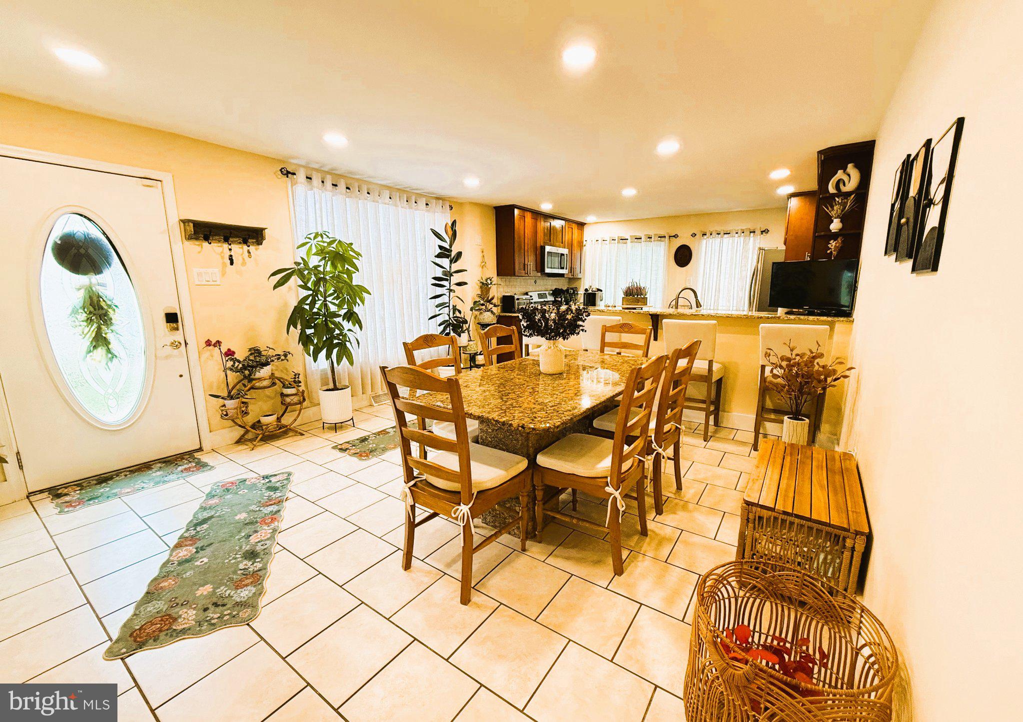 657 ARTWOOD DRIVE