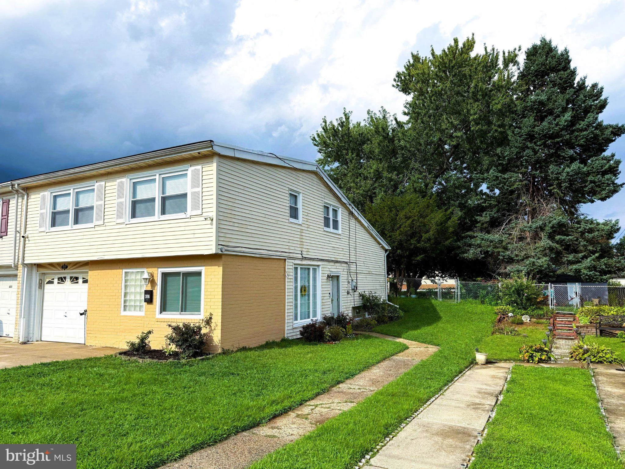 657 Artwood Drive, Philadelphia, PA, 19115