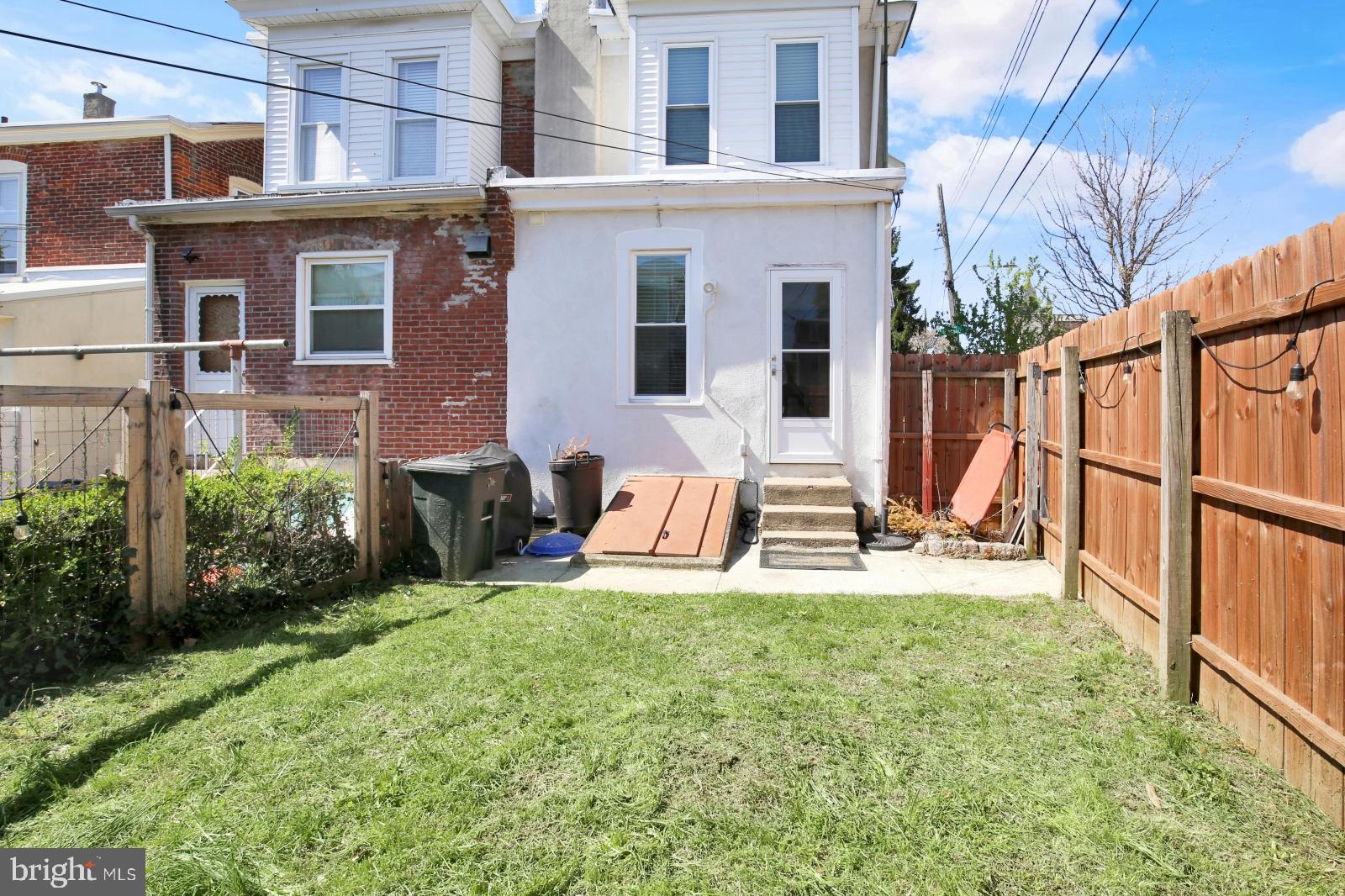 MANAYUNK - Residential Lease