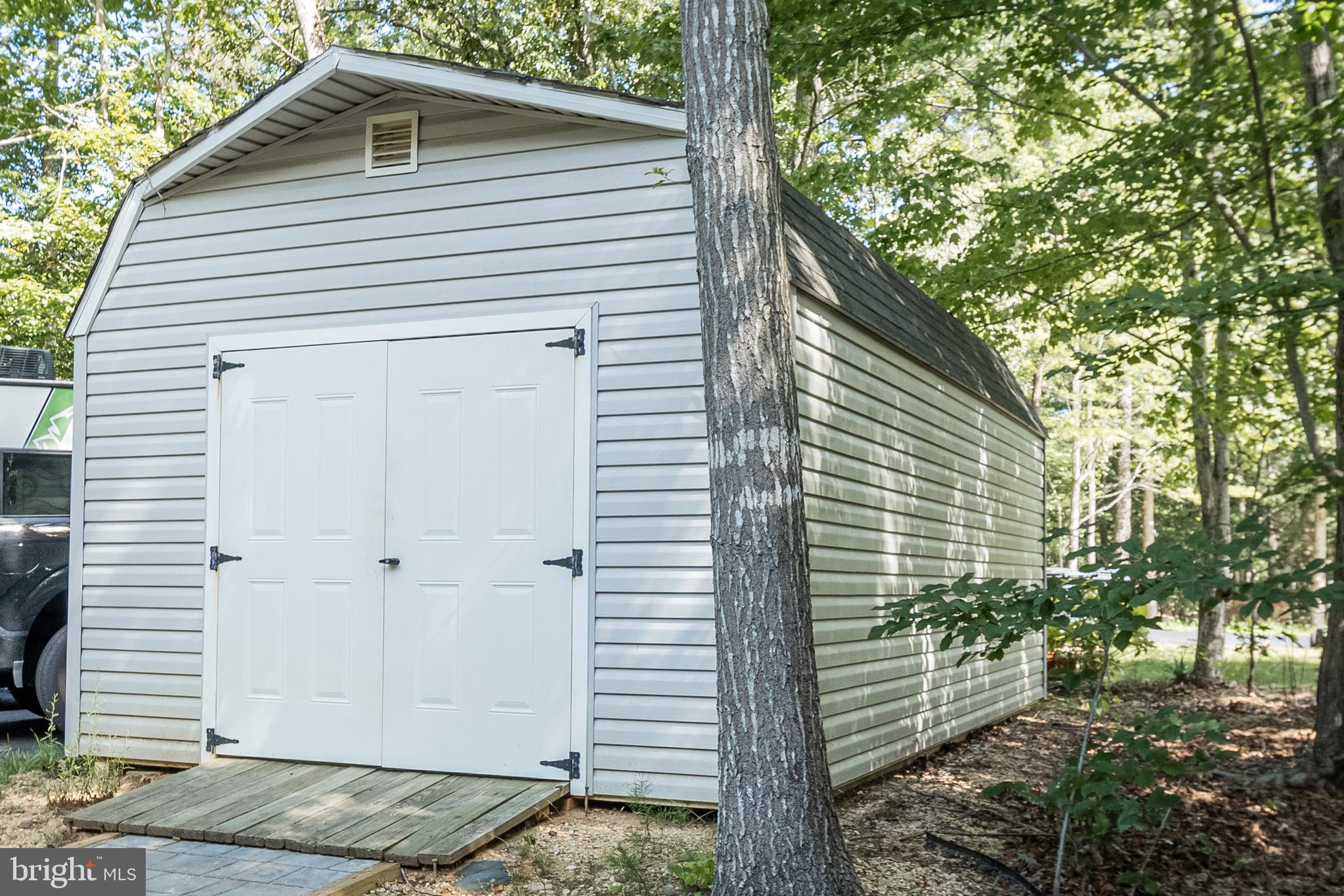 CHESTNUT RIDGE - Residential