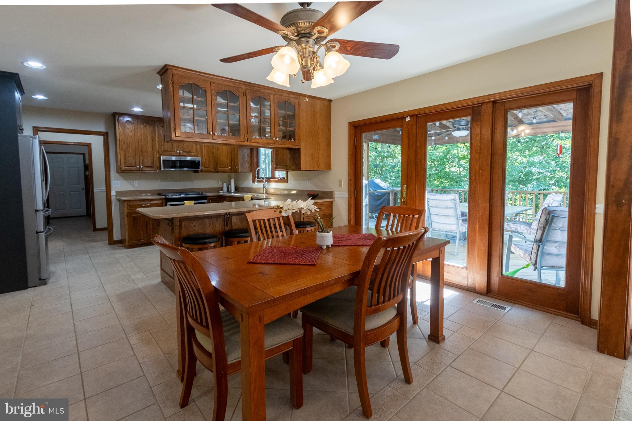 CHESTNUT RIDGE - Residential