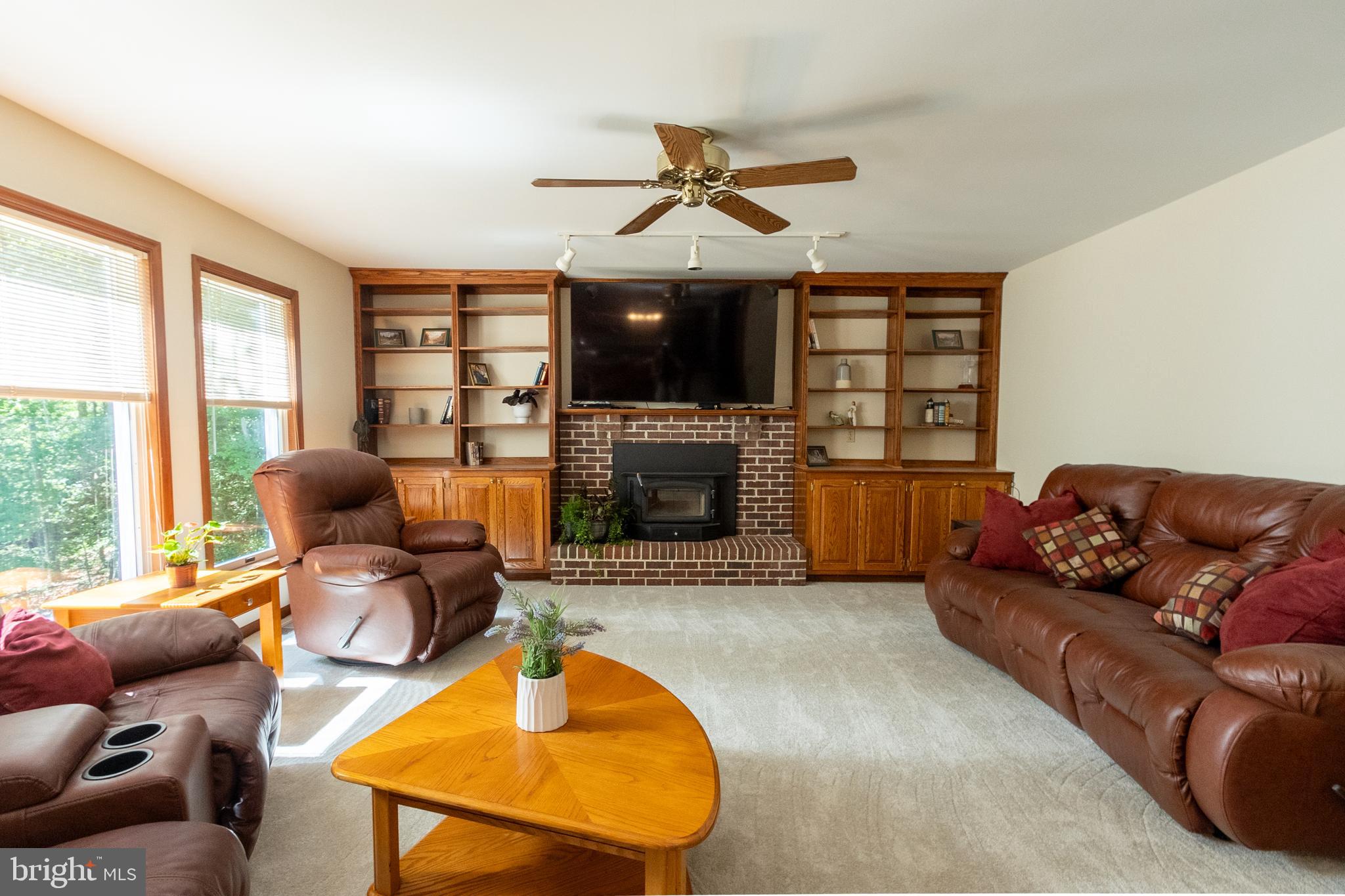 CHESTNUT RIDGE - Residential