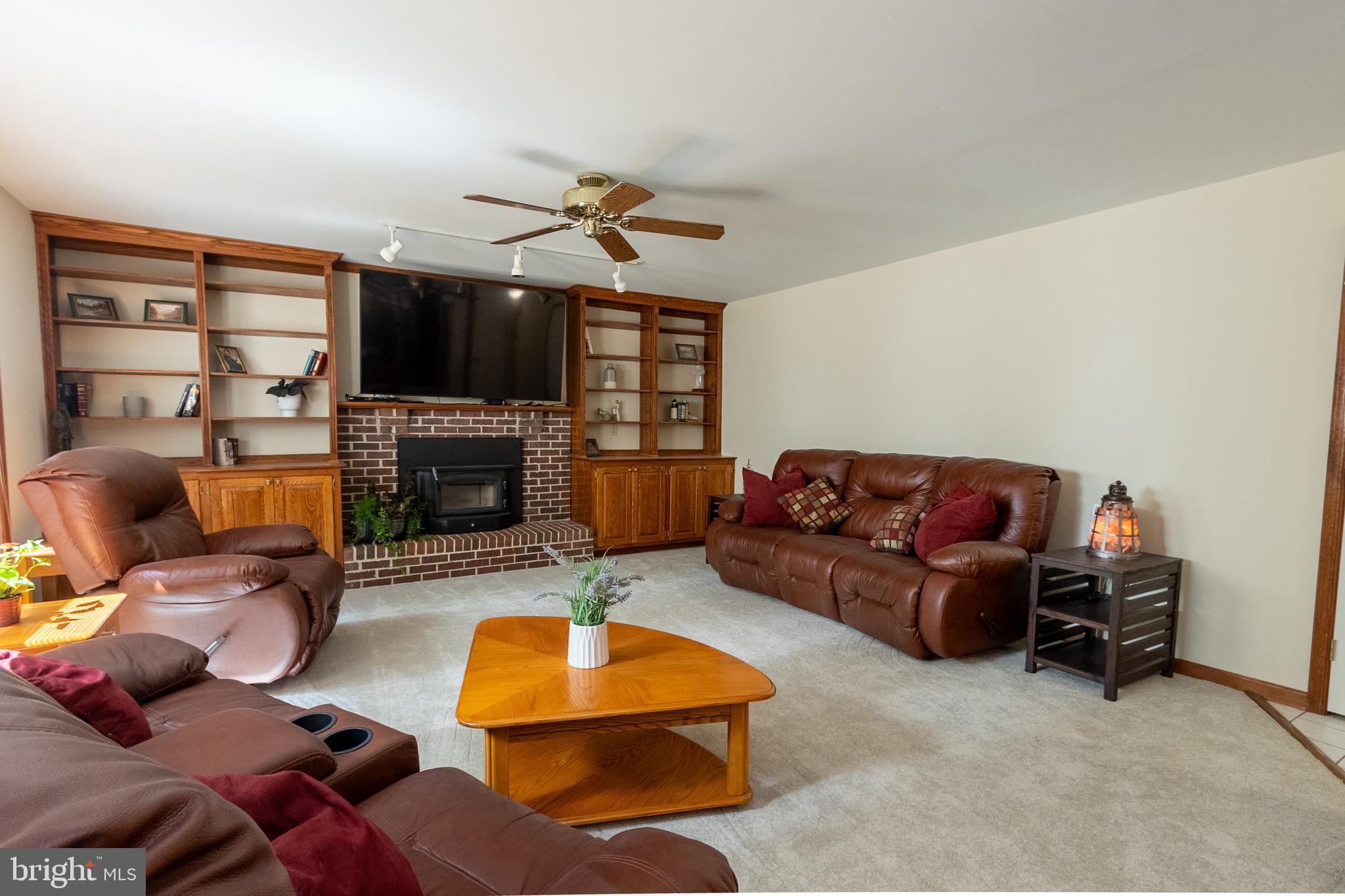 CHESTNUT RIDGE - Residential