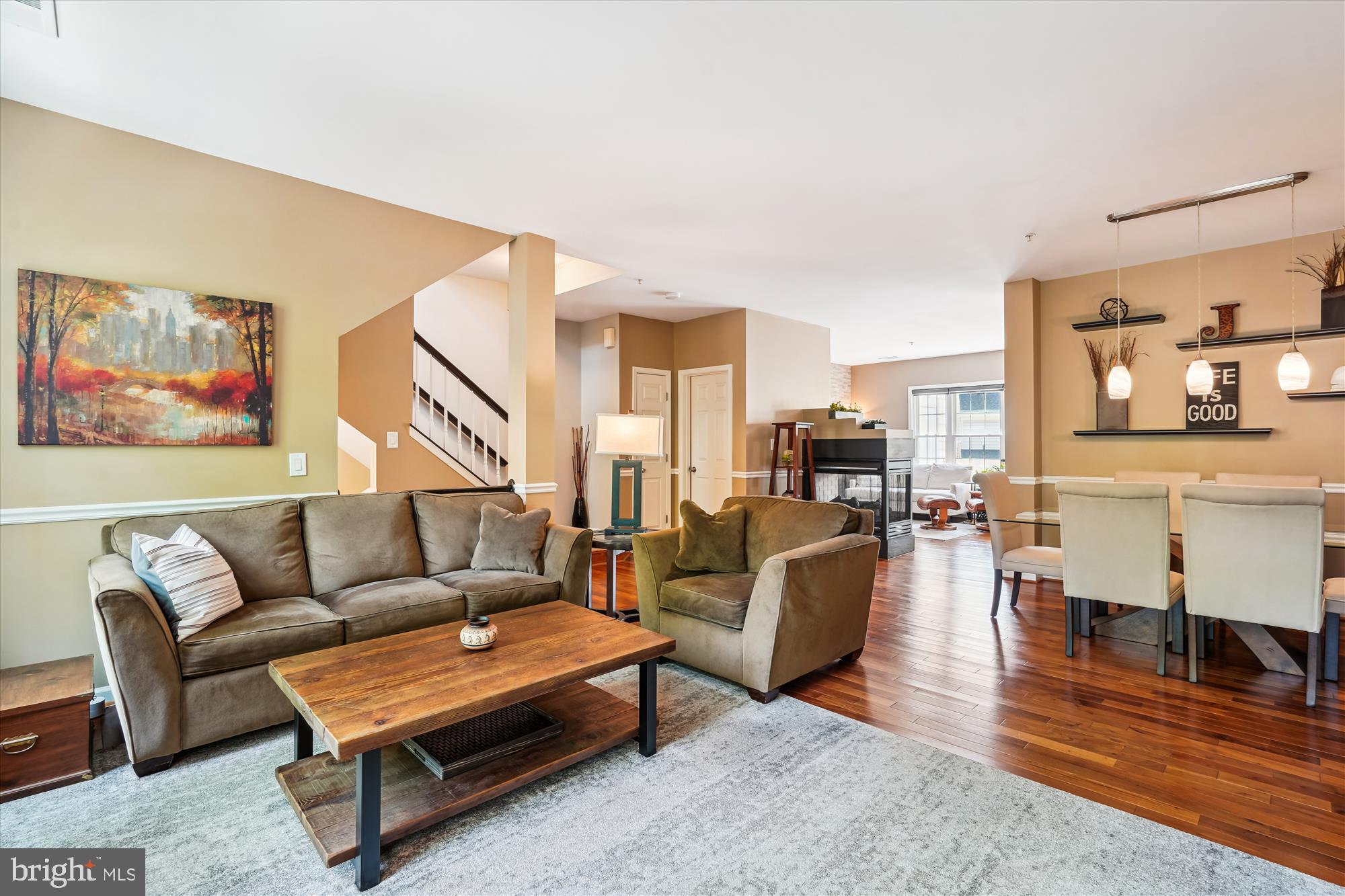 623 MAIN STREET B 623-B