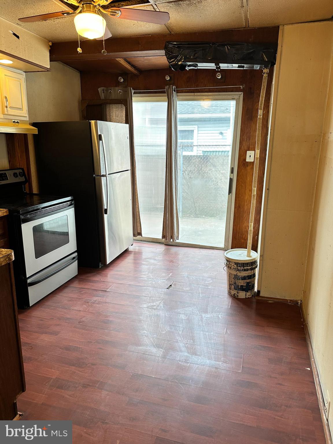 LOWER MOYAMENSING - Residential