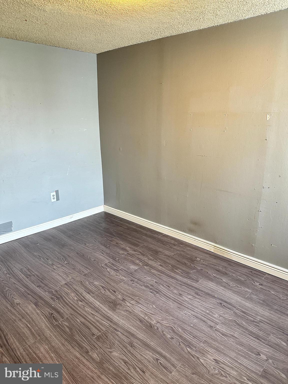 LOWER MOYAMENSING - Residential