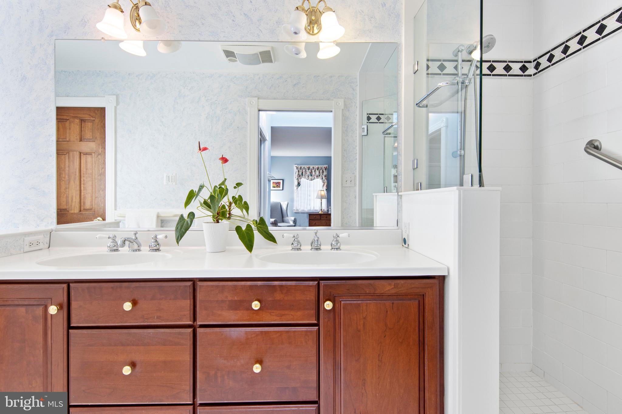 NORTH WAYNE - Residential