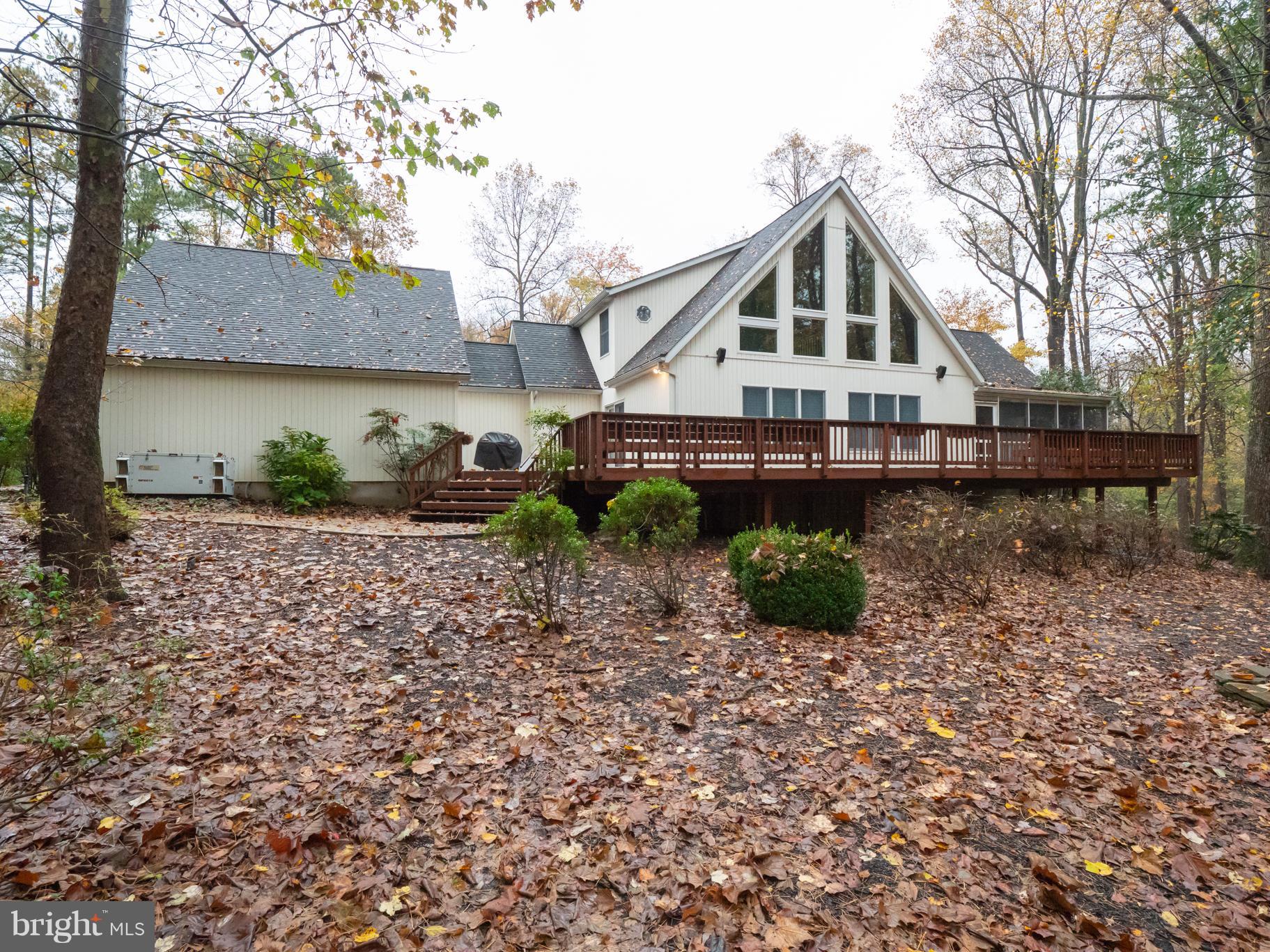 HARBOR OAKS - Residential