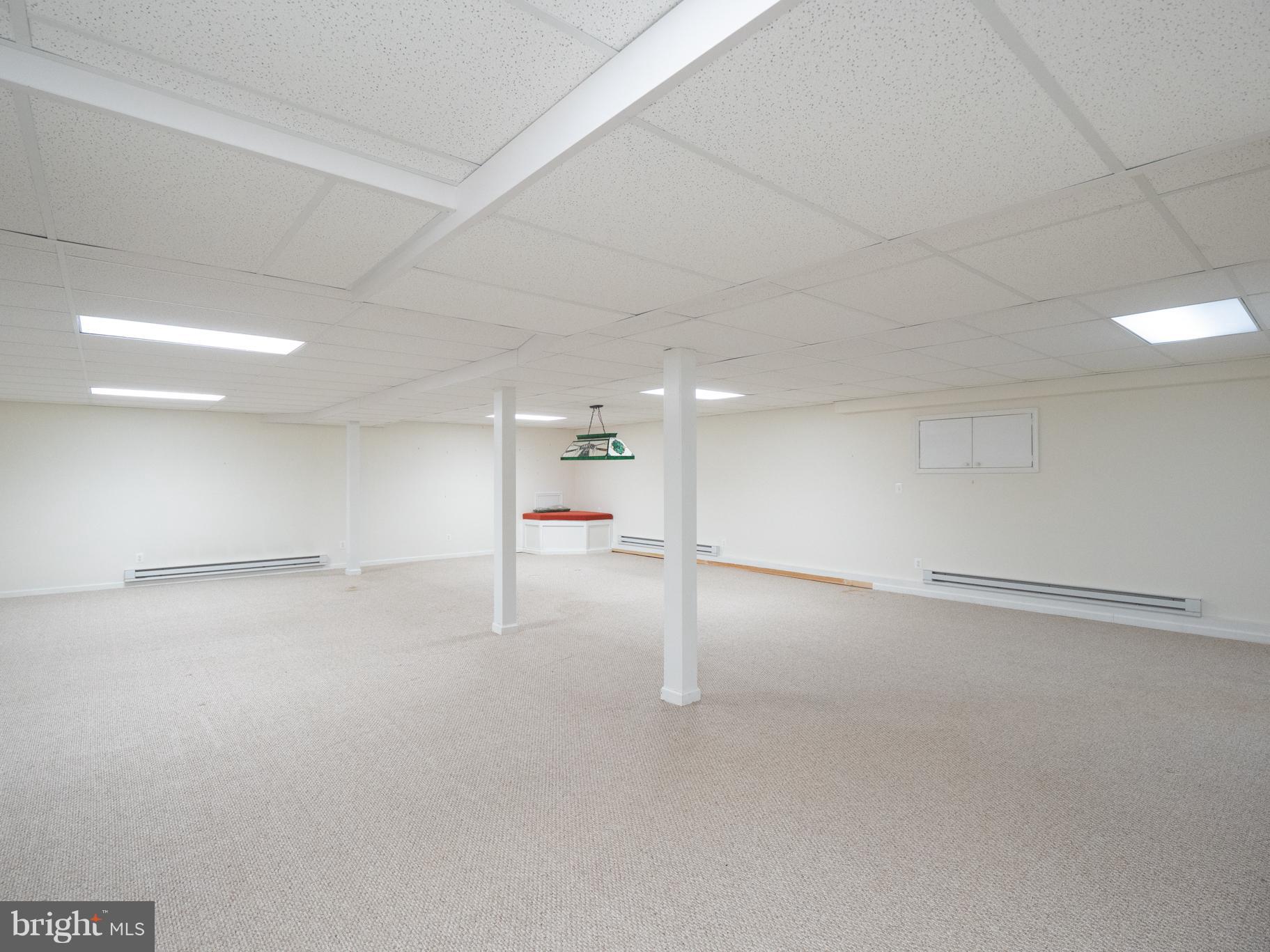 HARBOR OAKS - Residential