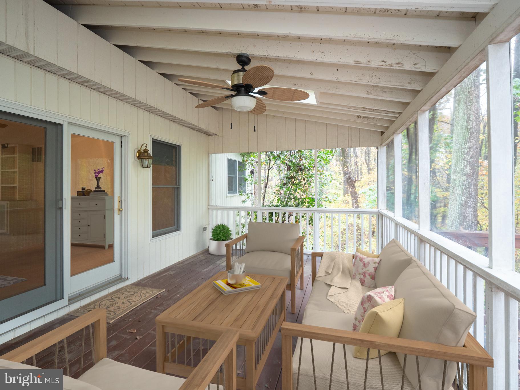 HARBOR OAKS - Residential