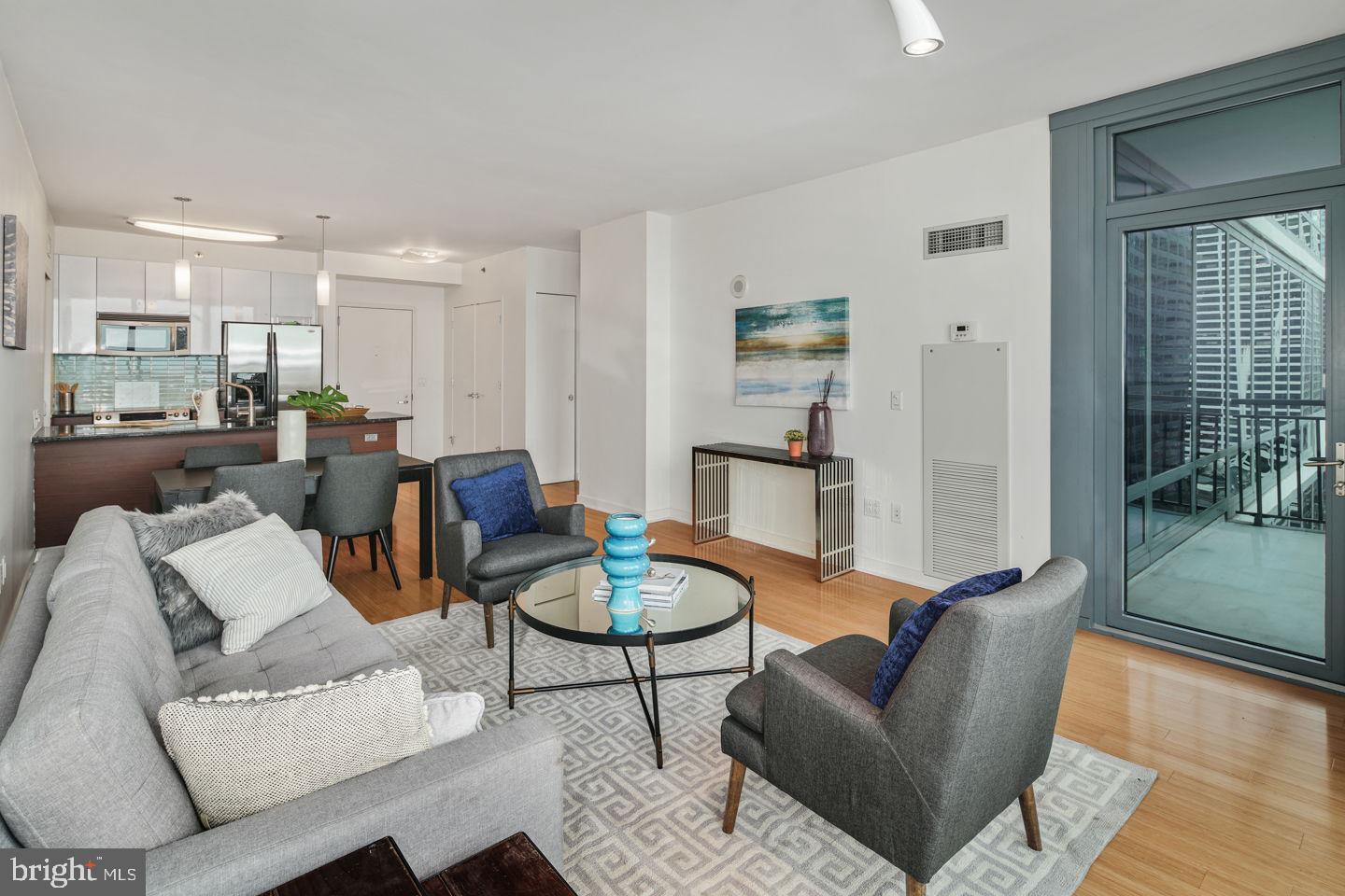 RITTENHOUSE SQUARE - Residential