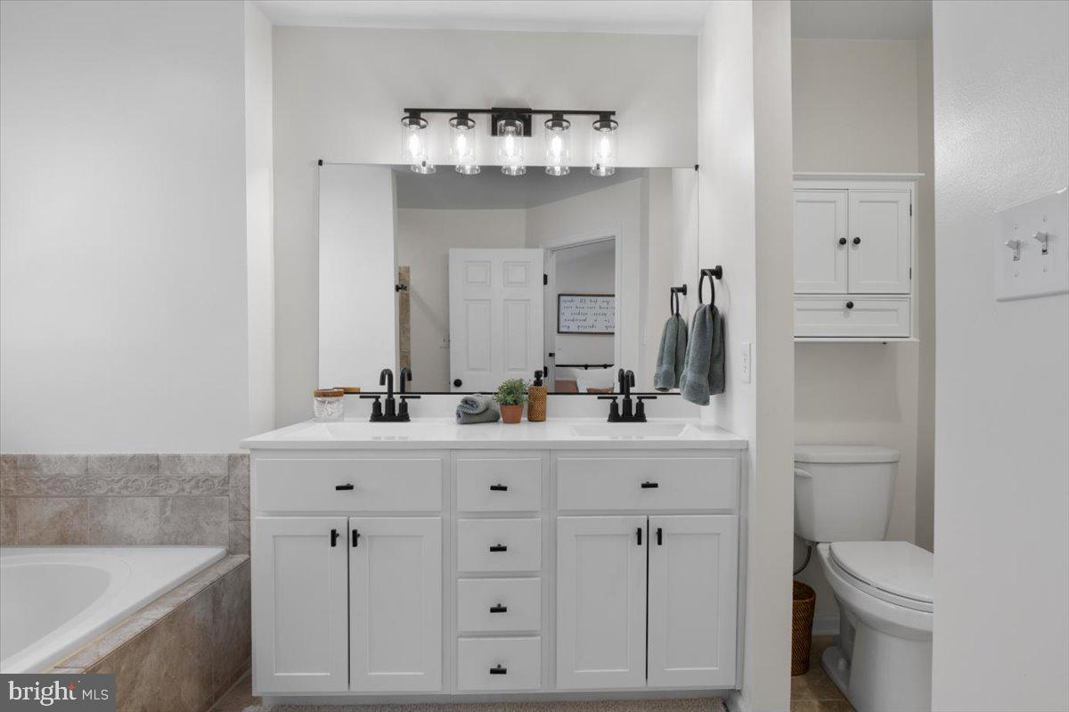 RICHFIELD STATION VILLAGE - Residential