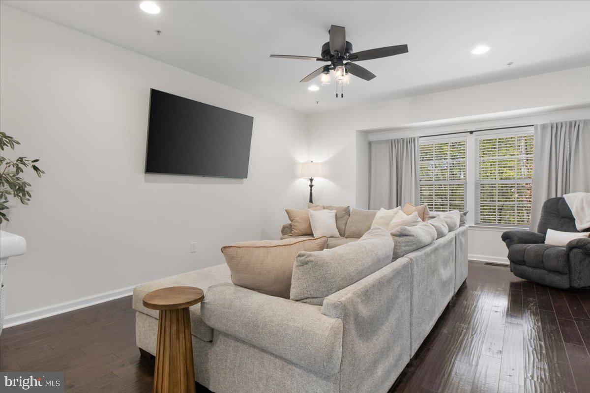 RICHFIELD STATION VILLAGE - Residential