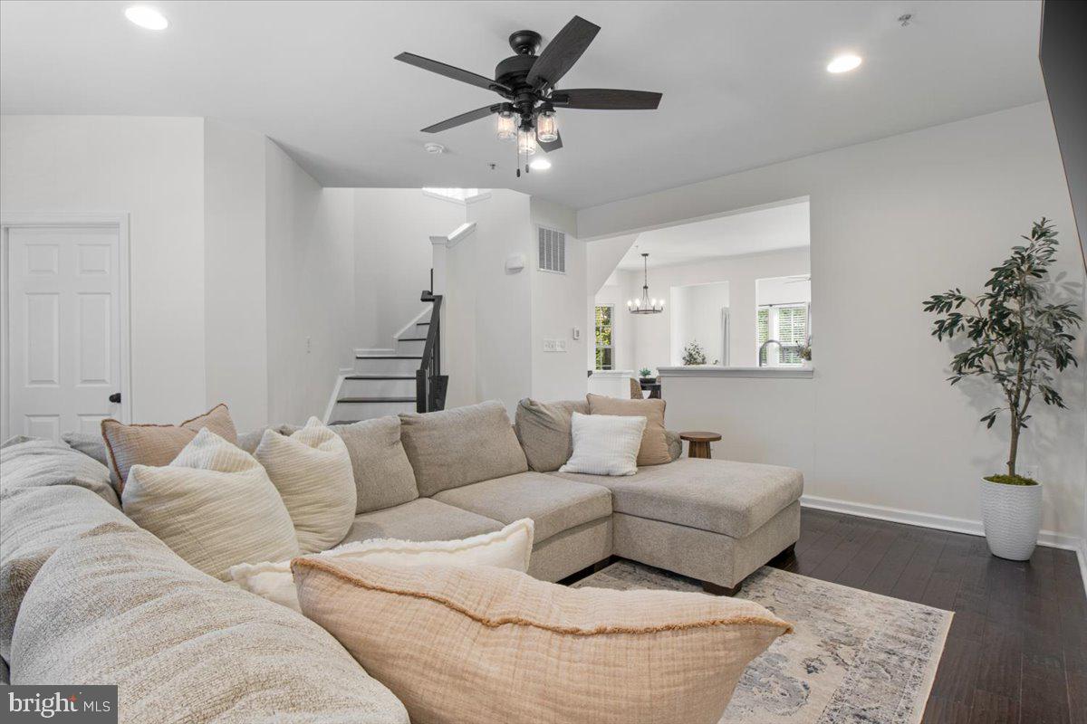 RICHFIELD STATION VILLAGE - Residential