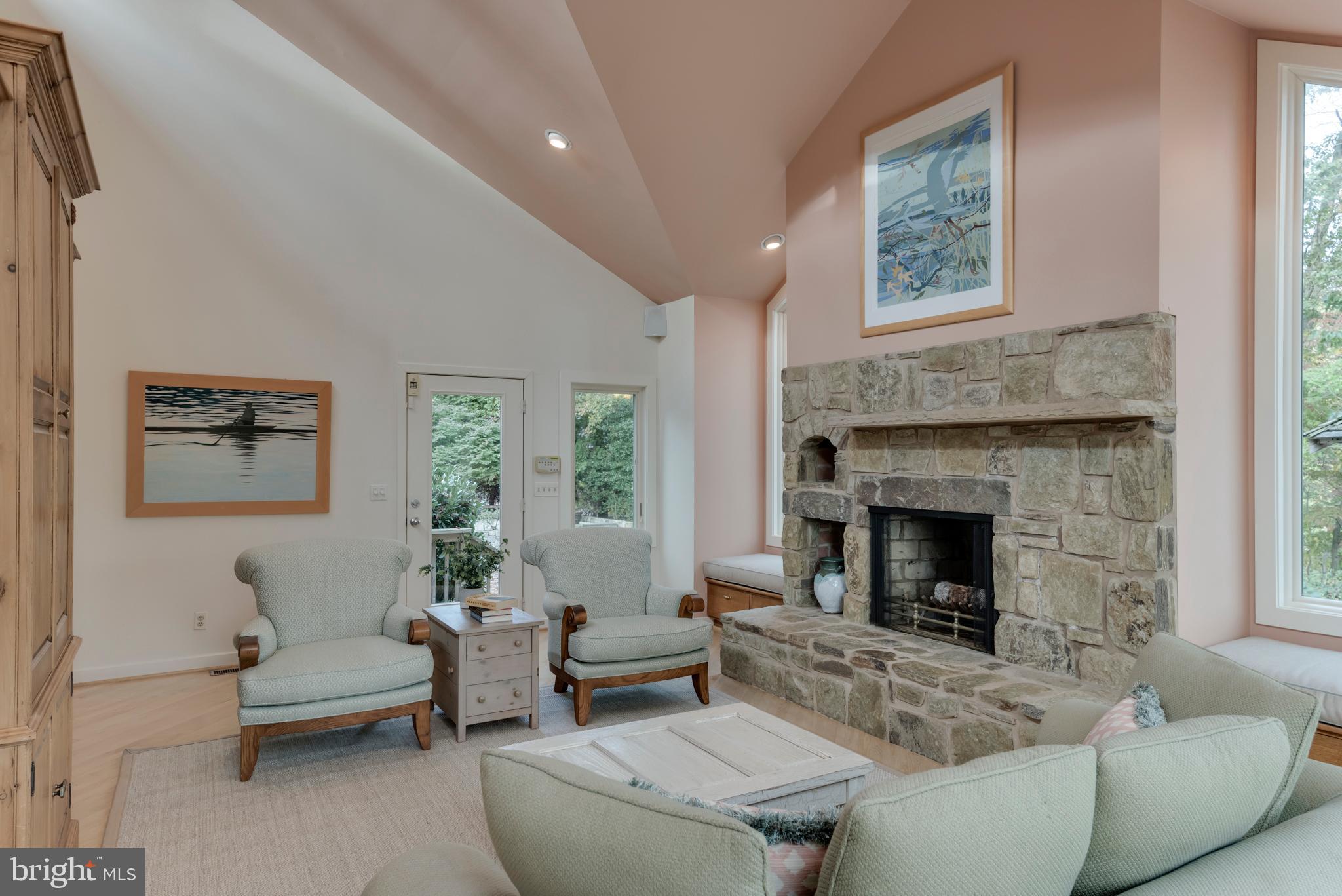 BAYBERRY HILL - Residential