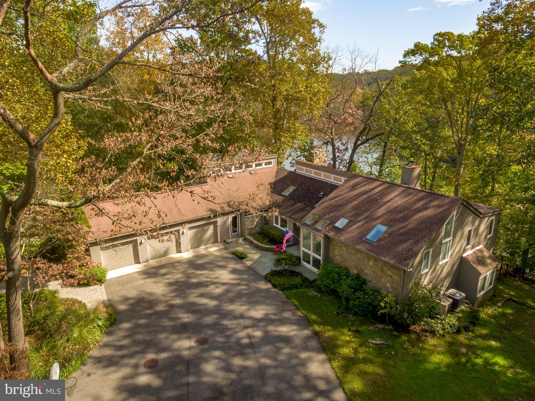 BAYBERRY HILL - Residential