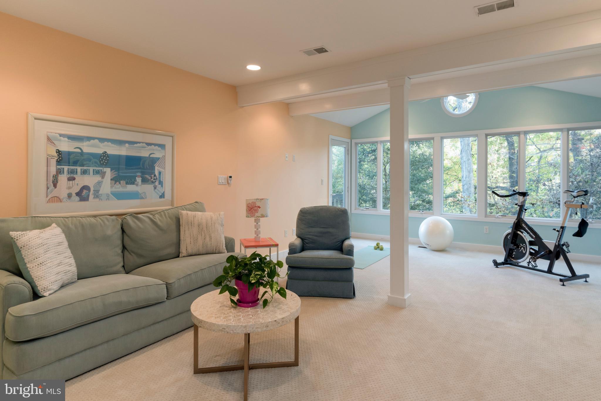 BAYBERRY HILL - Residential